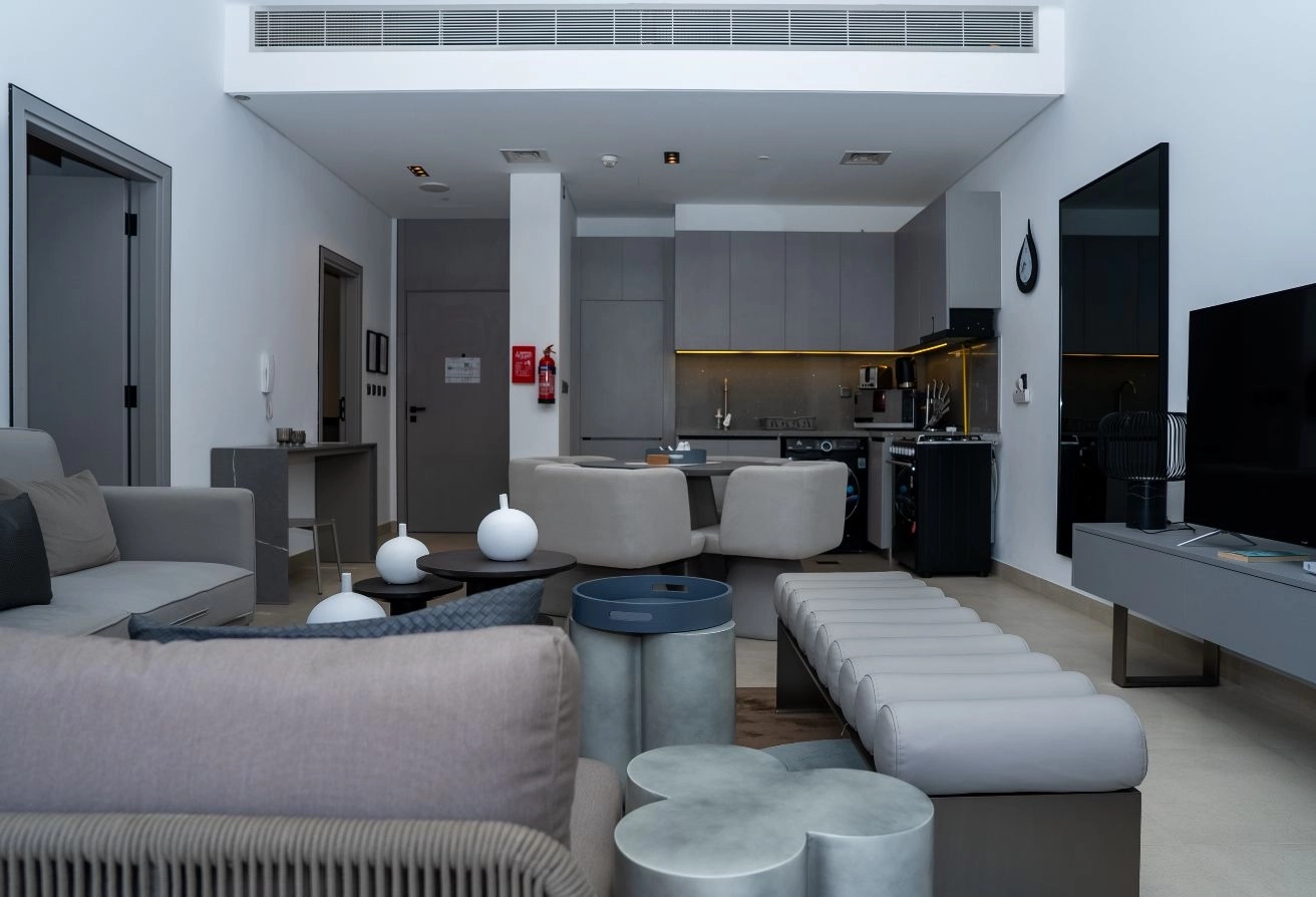 Fully Furnished Luxury Apartment | Chiller Free