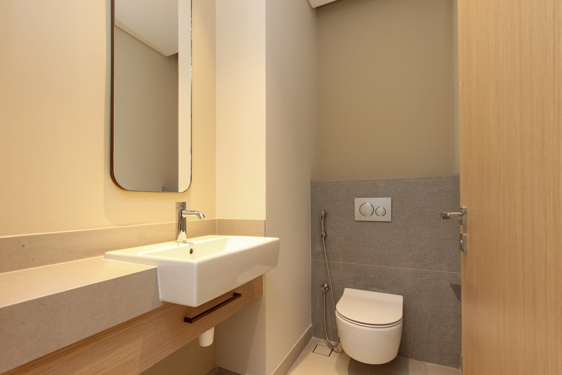 Dubai Mall Access | Burj View | Semi-Furnished