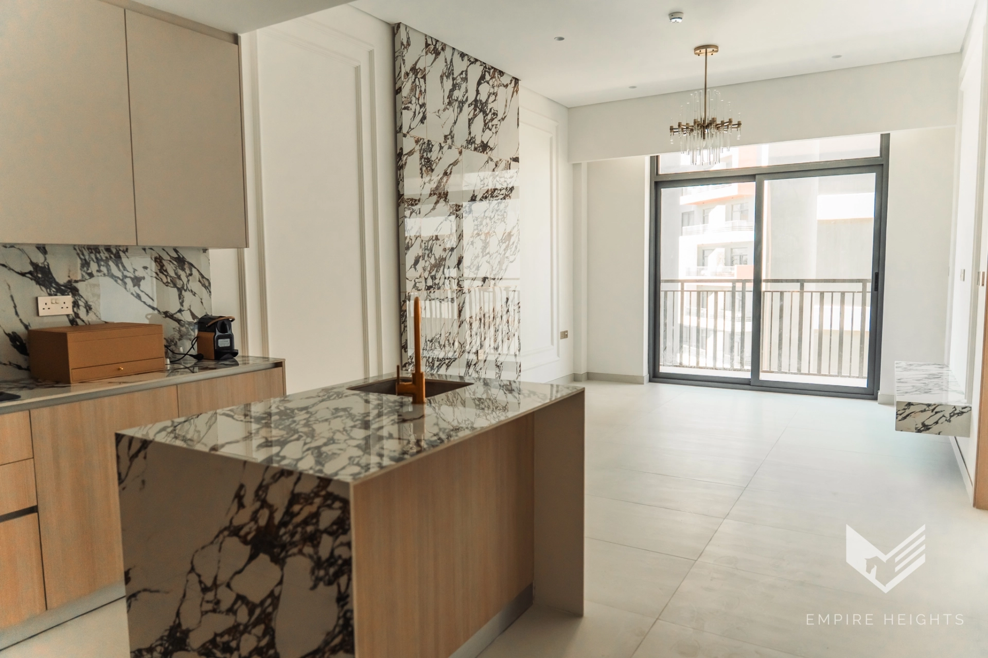 Floarea Residence