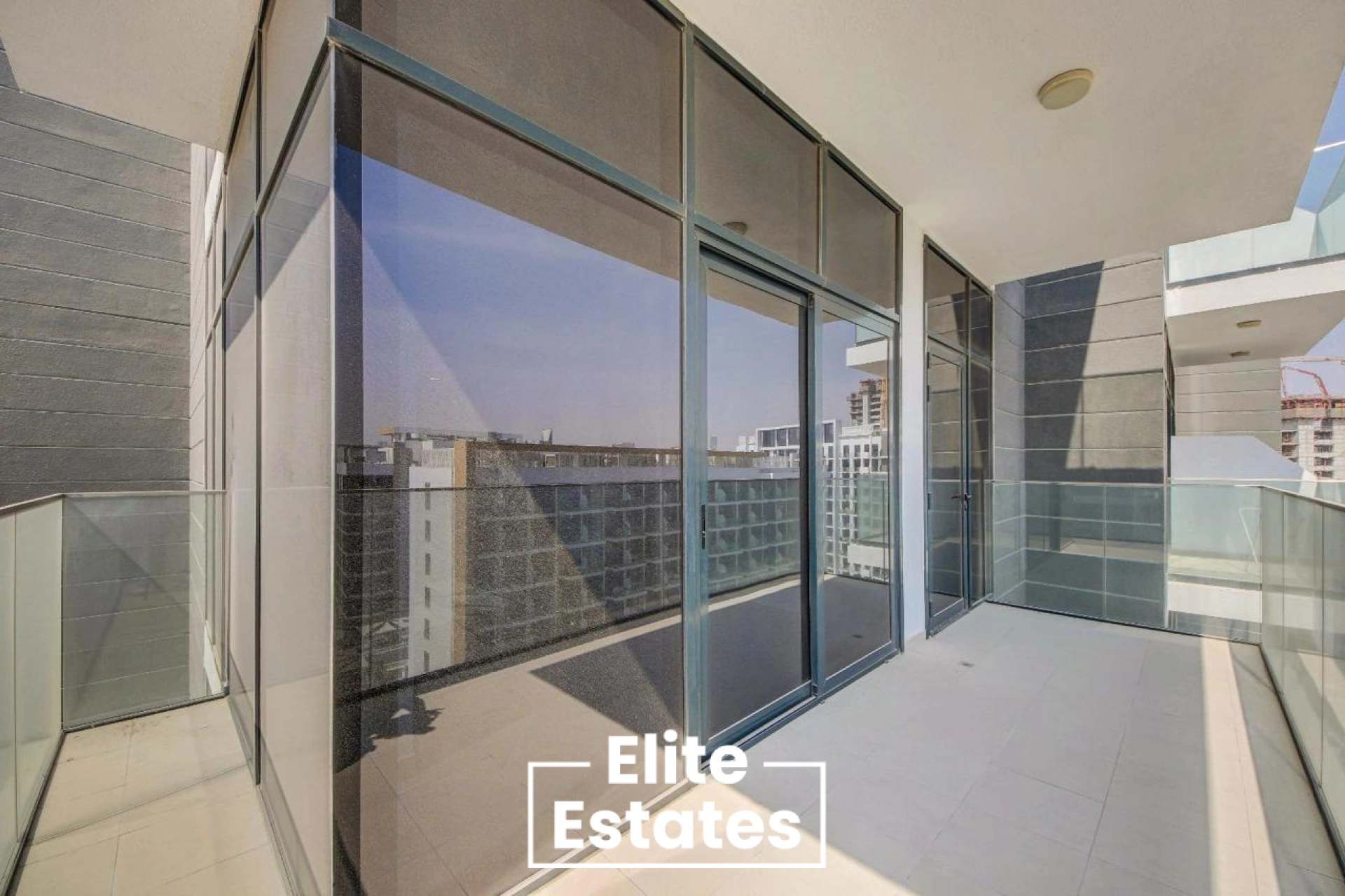 Riviera Heights | Distress deal | Multiple options
