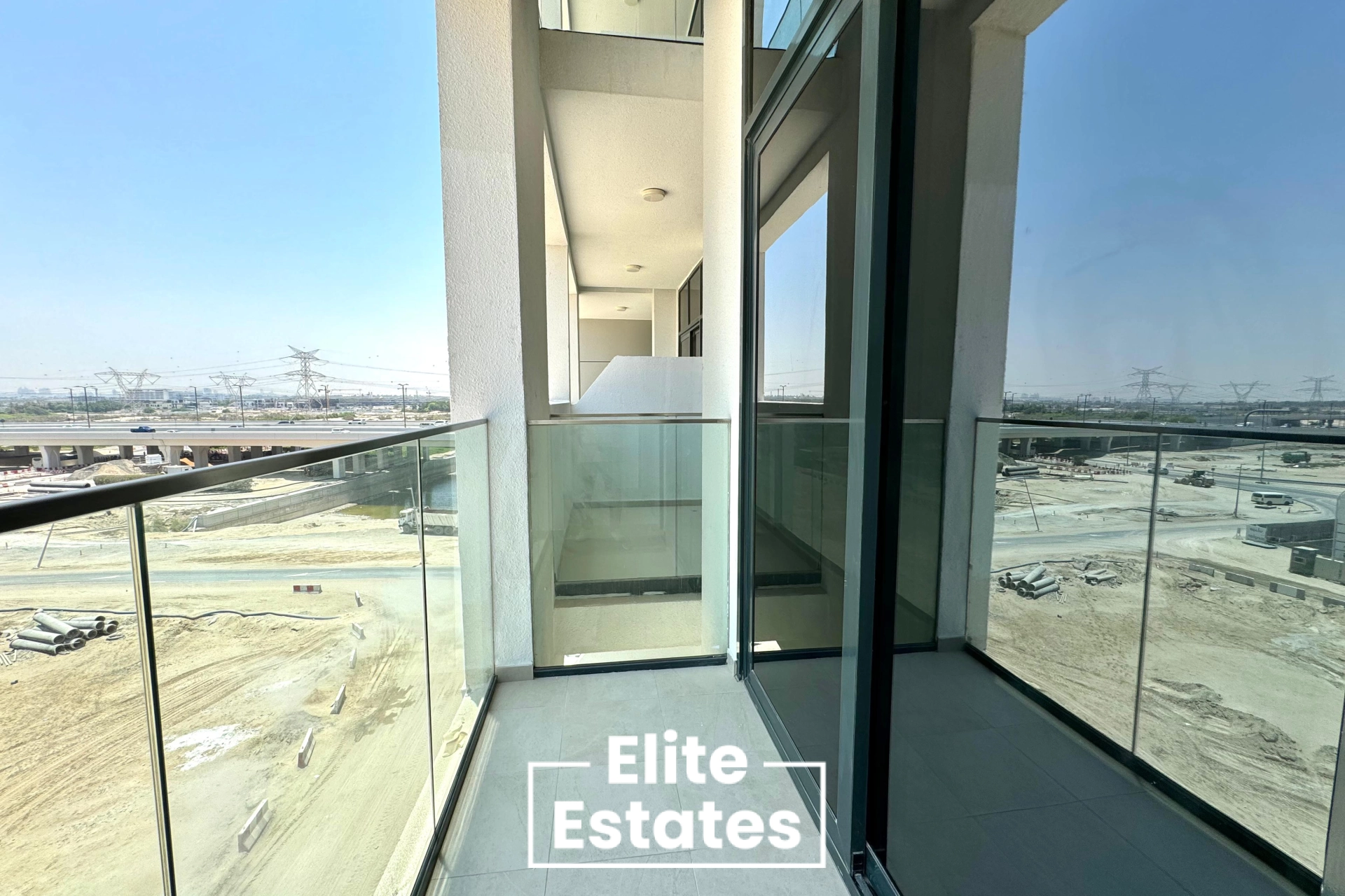 Balcony With Crystal Lagoon view |One Free Parking