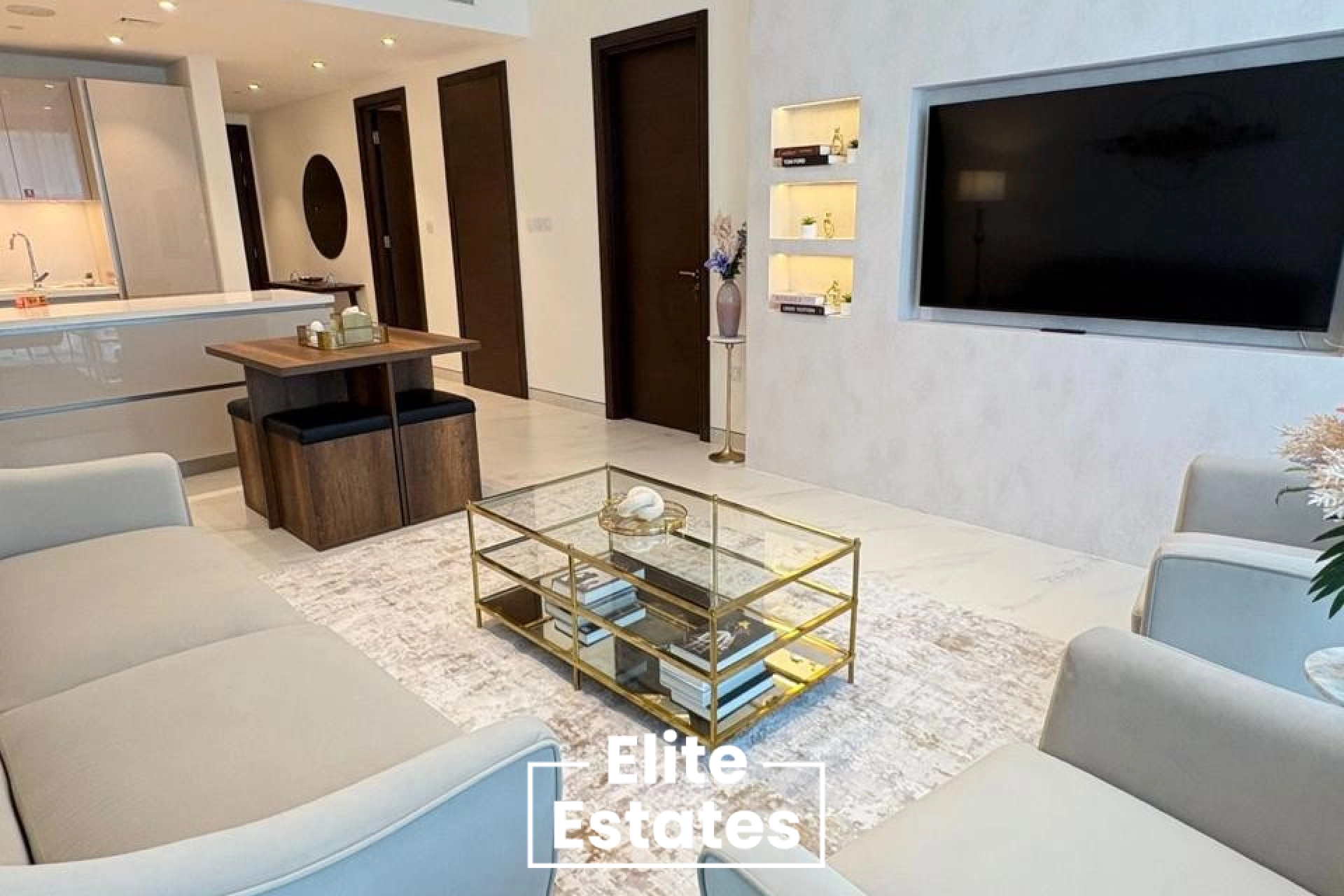 Stunning 2 Bedroom | Big Layout | Ready to move