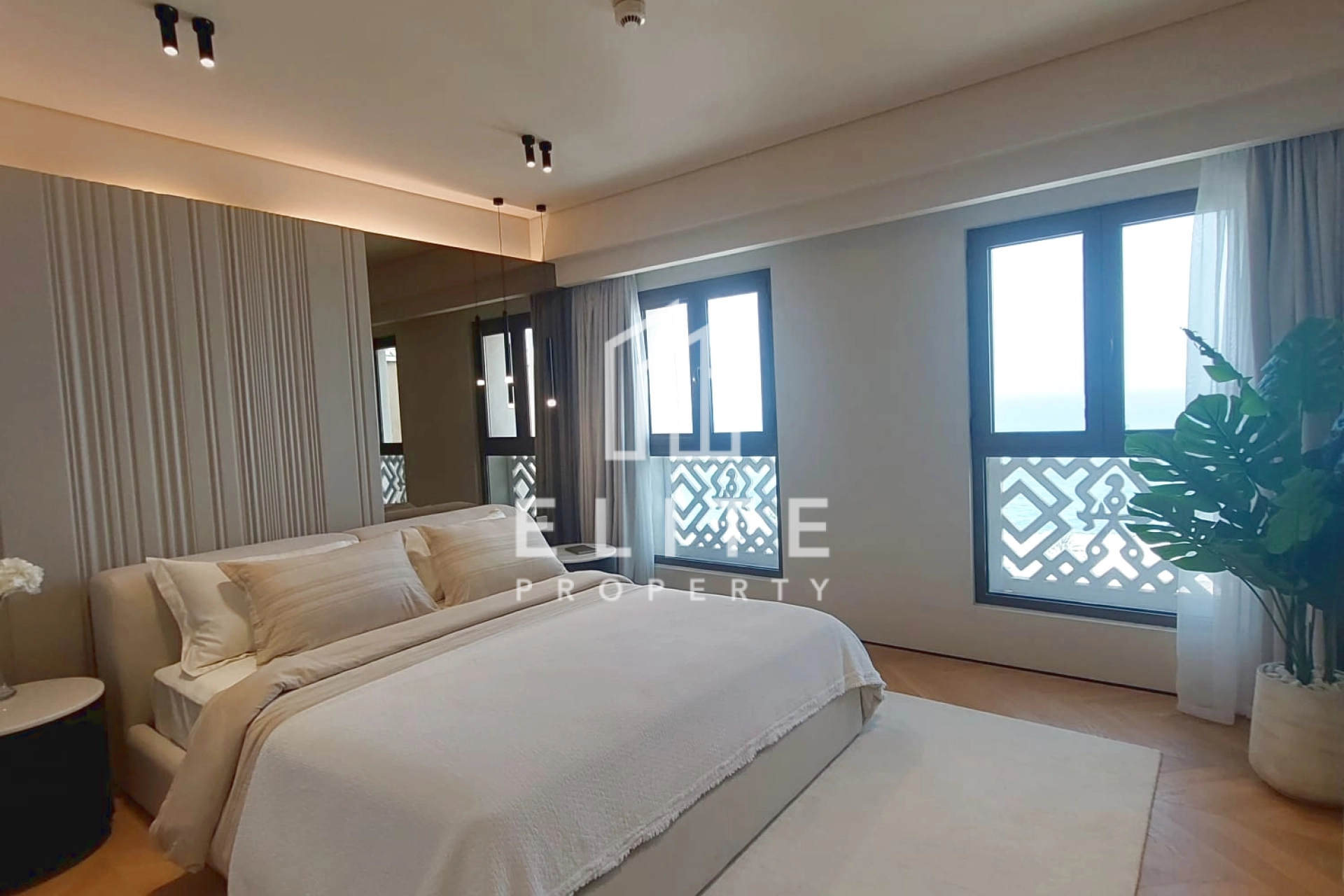 FAIRMONT RESIDENCES