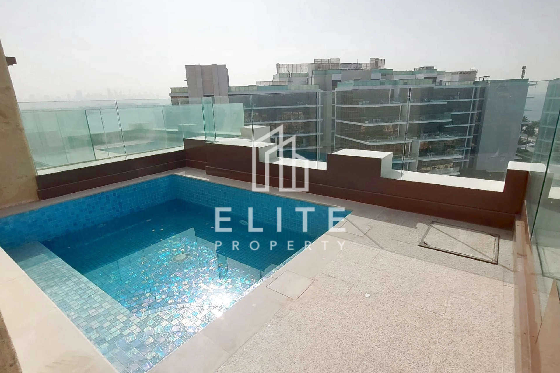 FAIRMONT RESIDENCES
