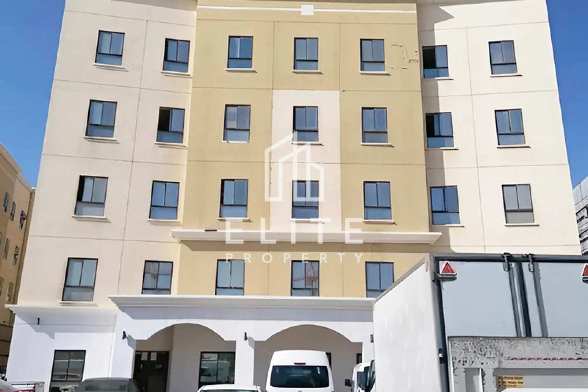 FAIRMONT RESIDENCES