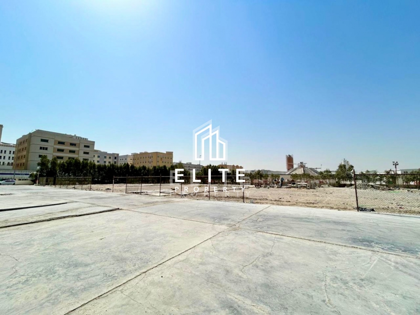 FAIRMONT RESIDENCES