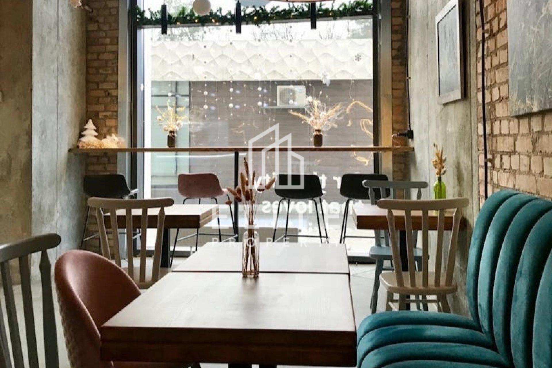 Brand New Cafeteria for Sale in Karama | Prime Location | Great Investment Oppor