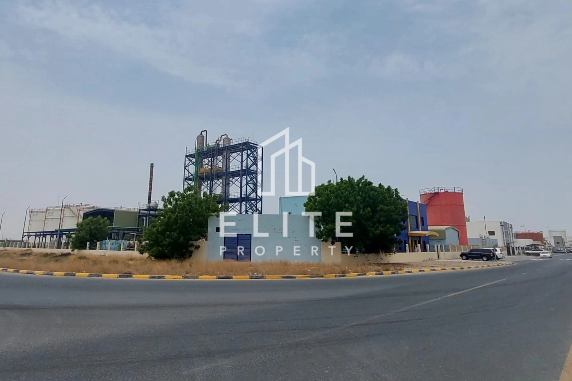 FAIRMONT RESIDENCES