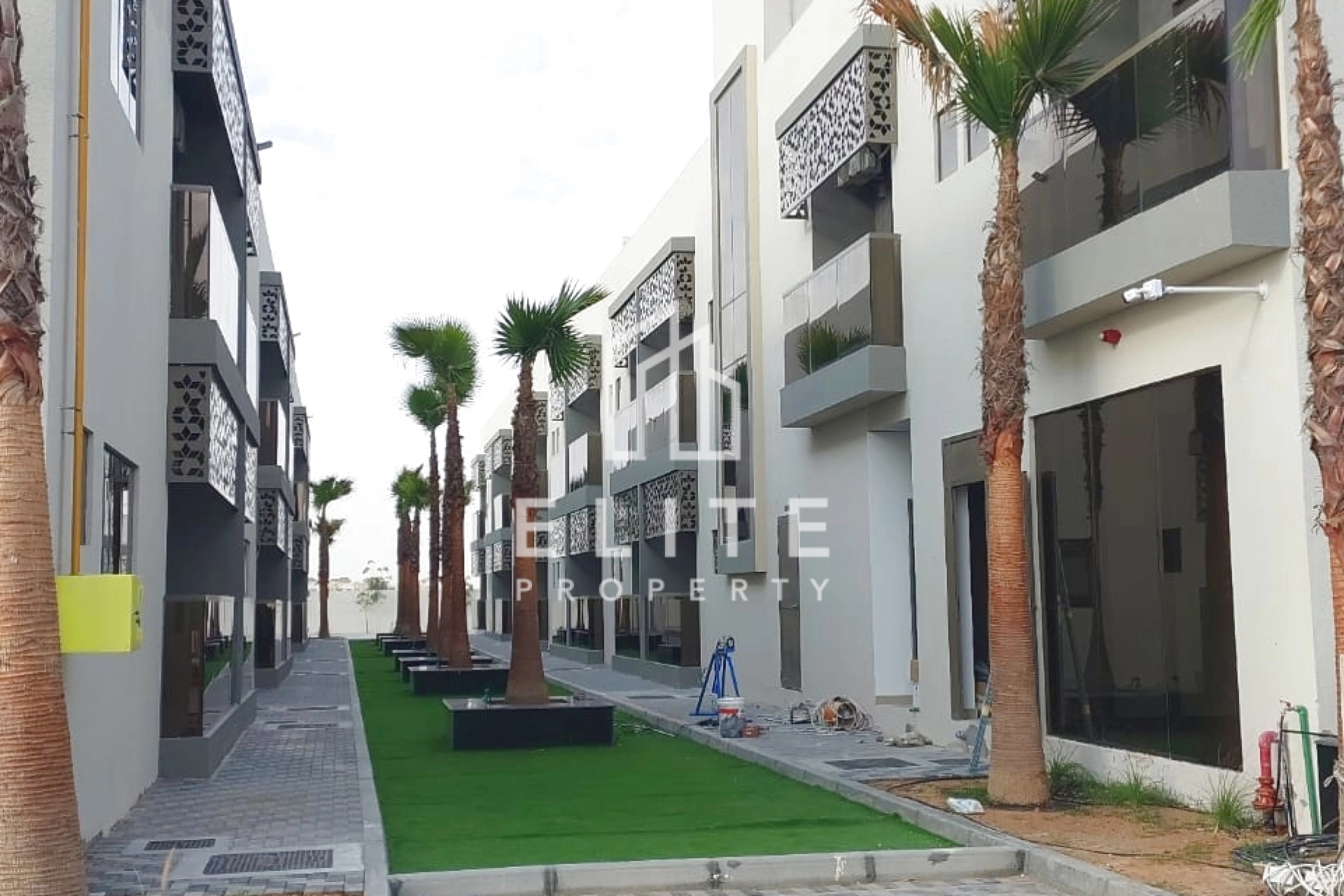 FAIRMONT RESIDENCES