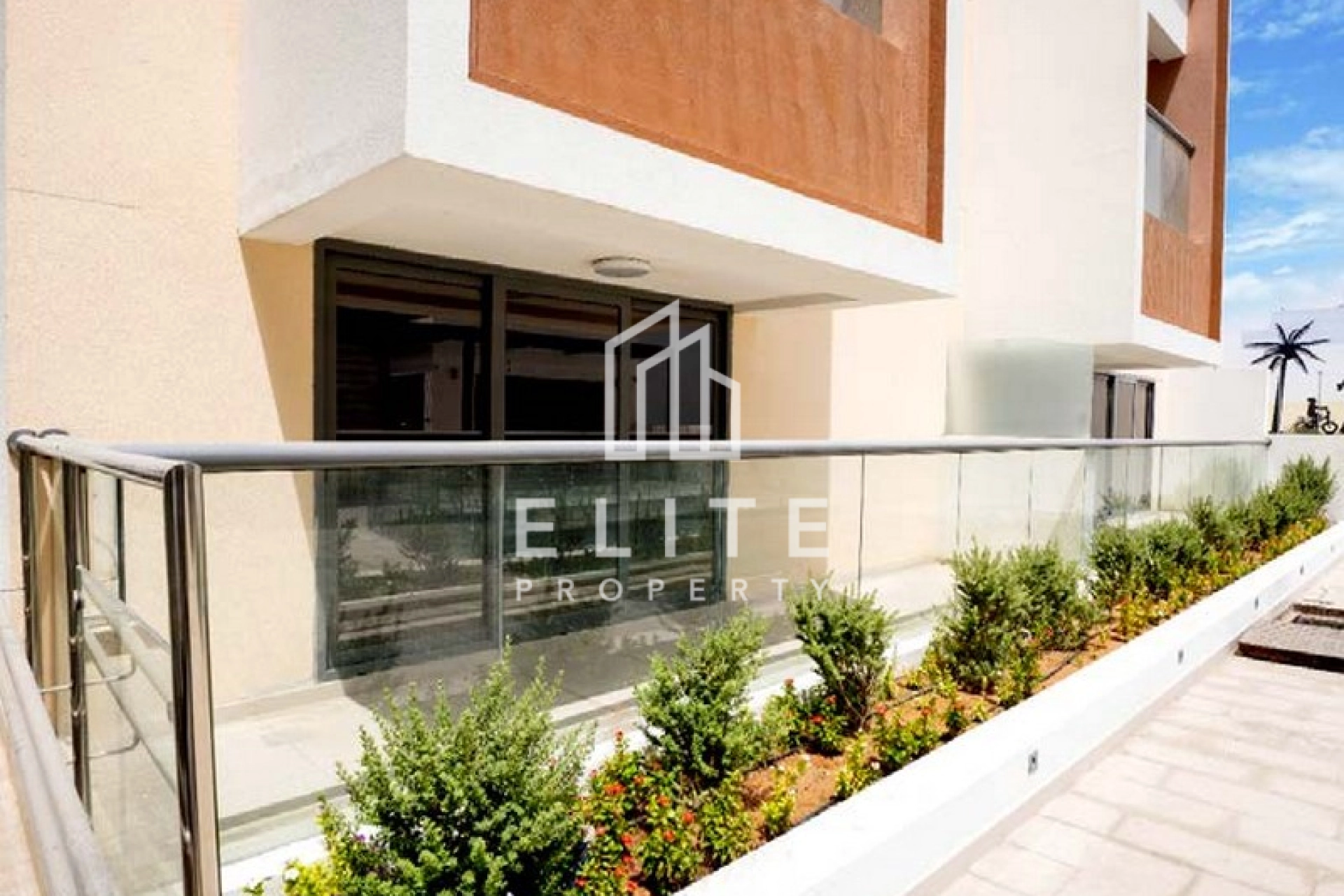 FAIRMONT RESIDENCES