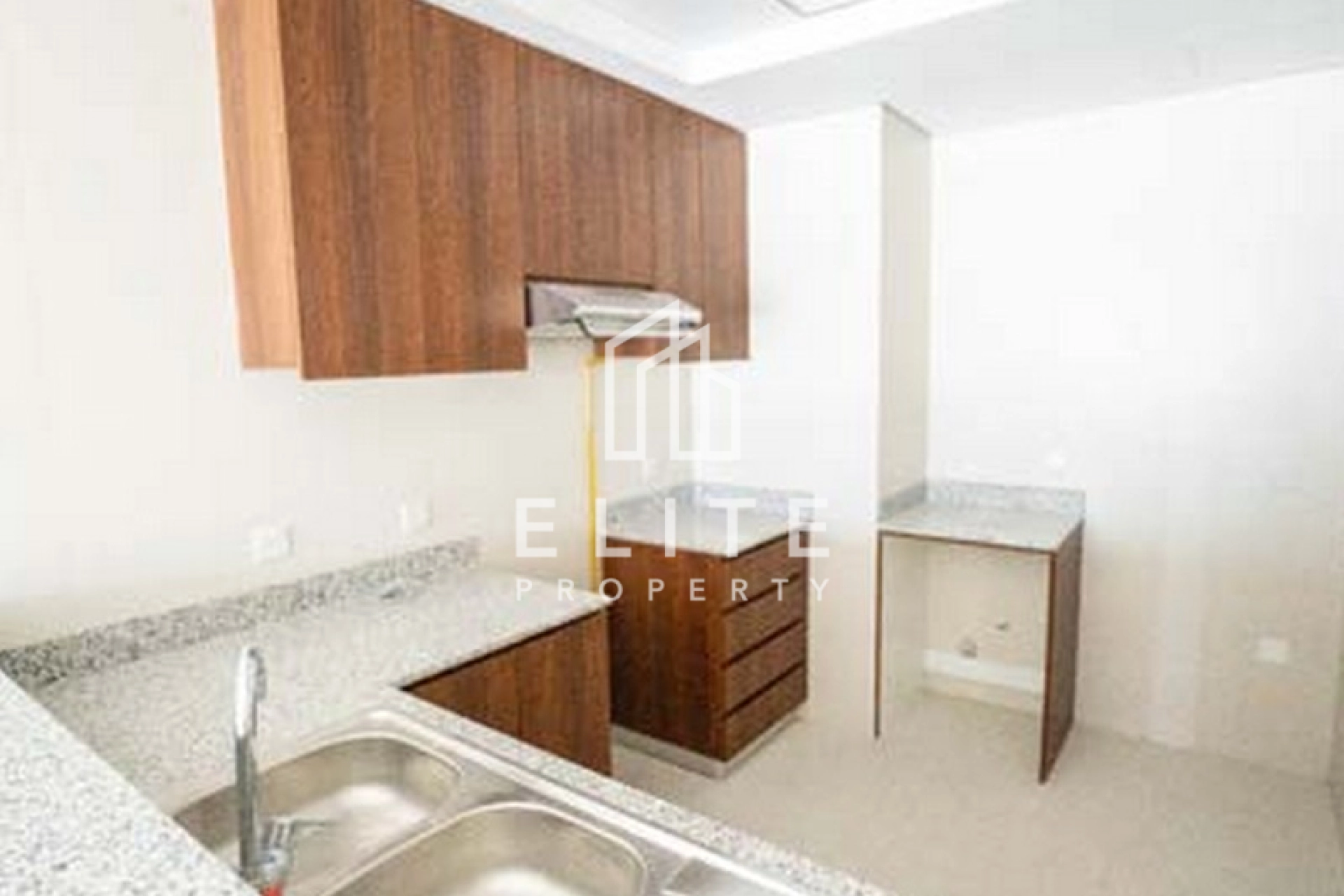 FAIRMONT RESIDENCES