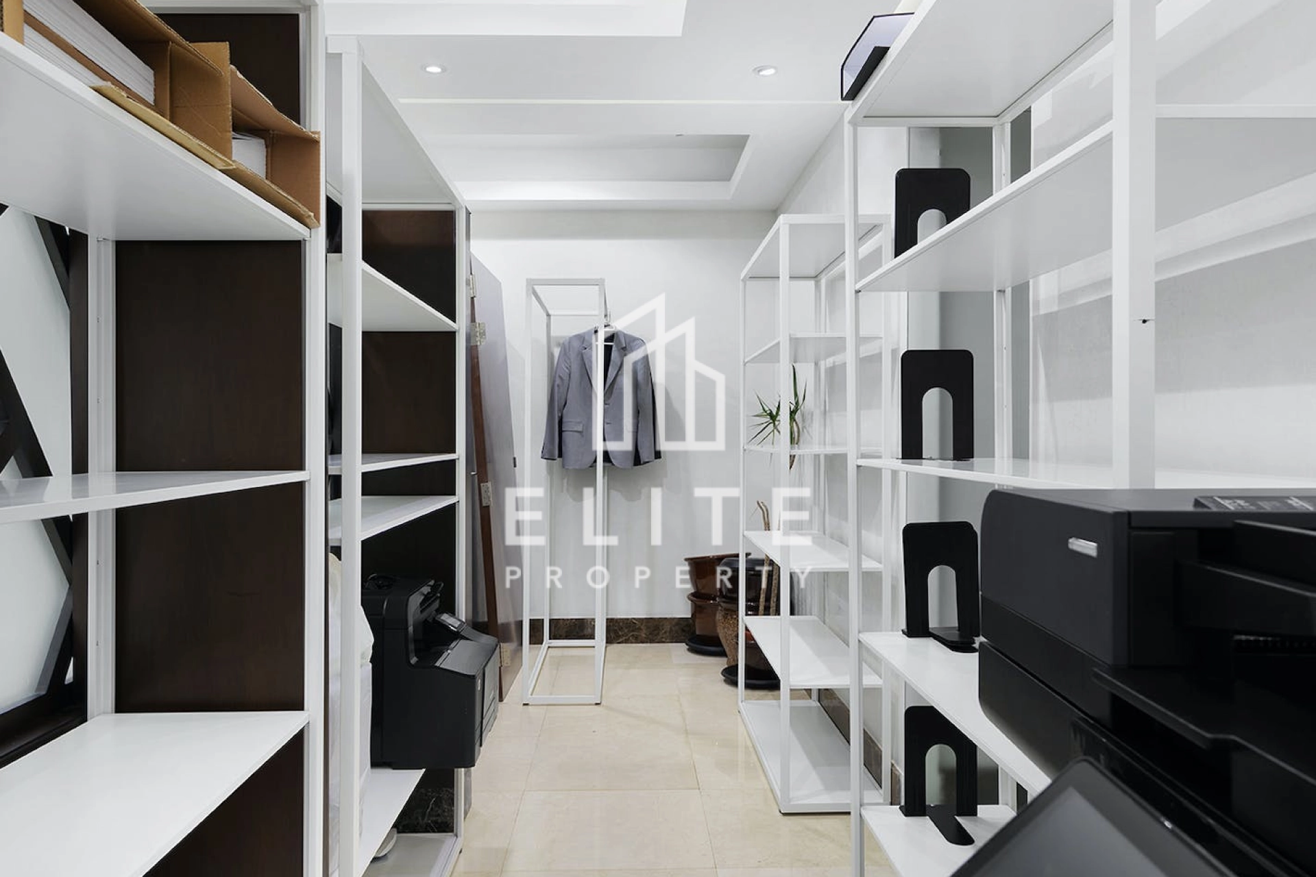 FAIRMONT RESIDENCES