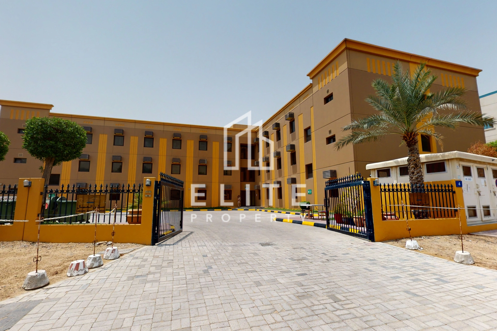 FAIRMONT RESIDENCES