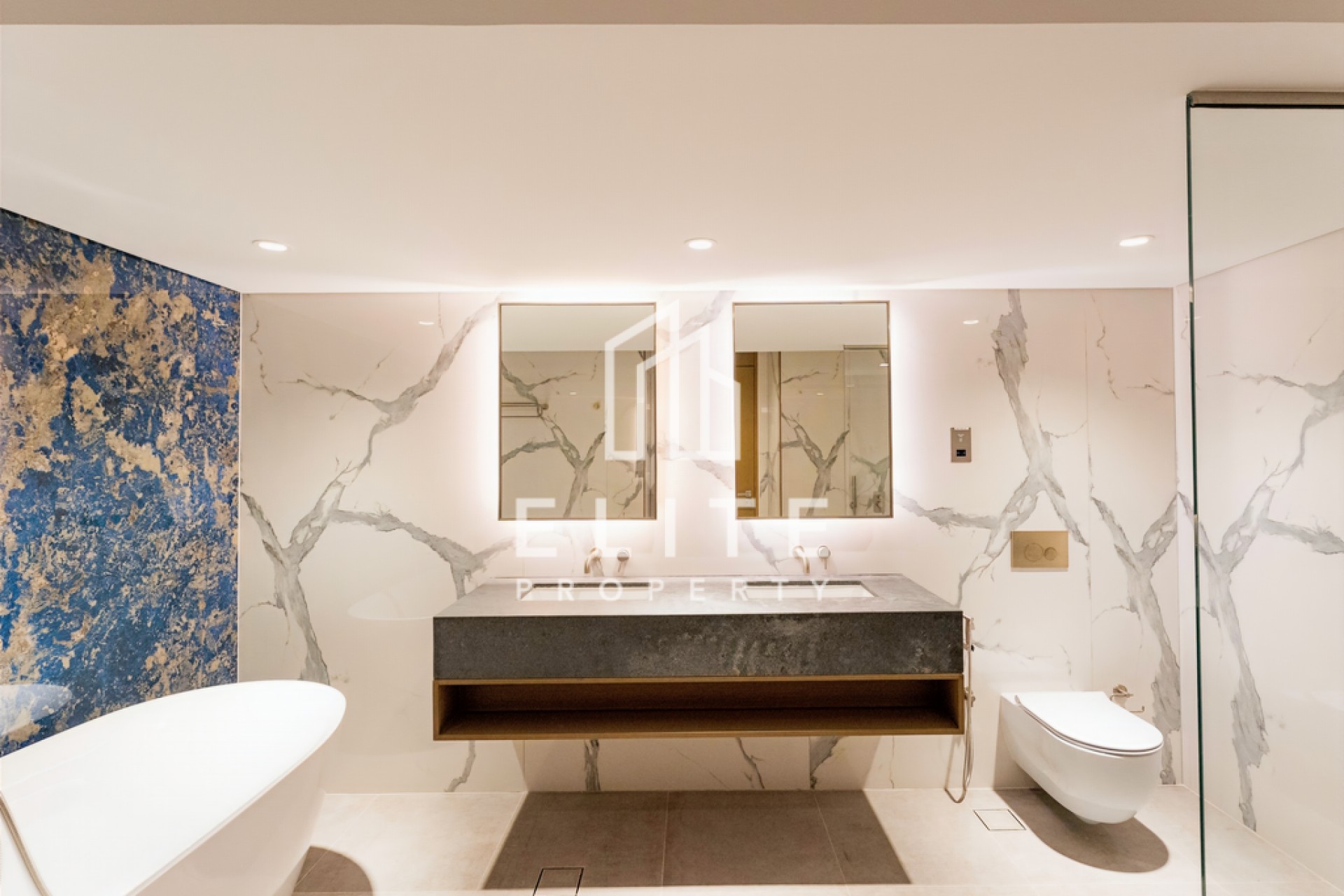 FAIRMONT RESIDENCES