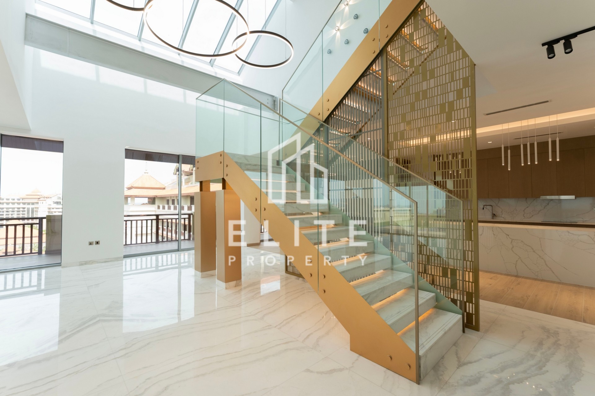 FAIRMONT RESIDENCES
