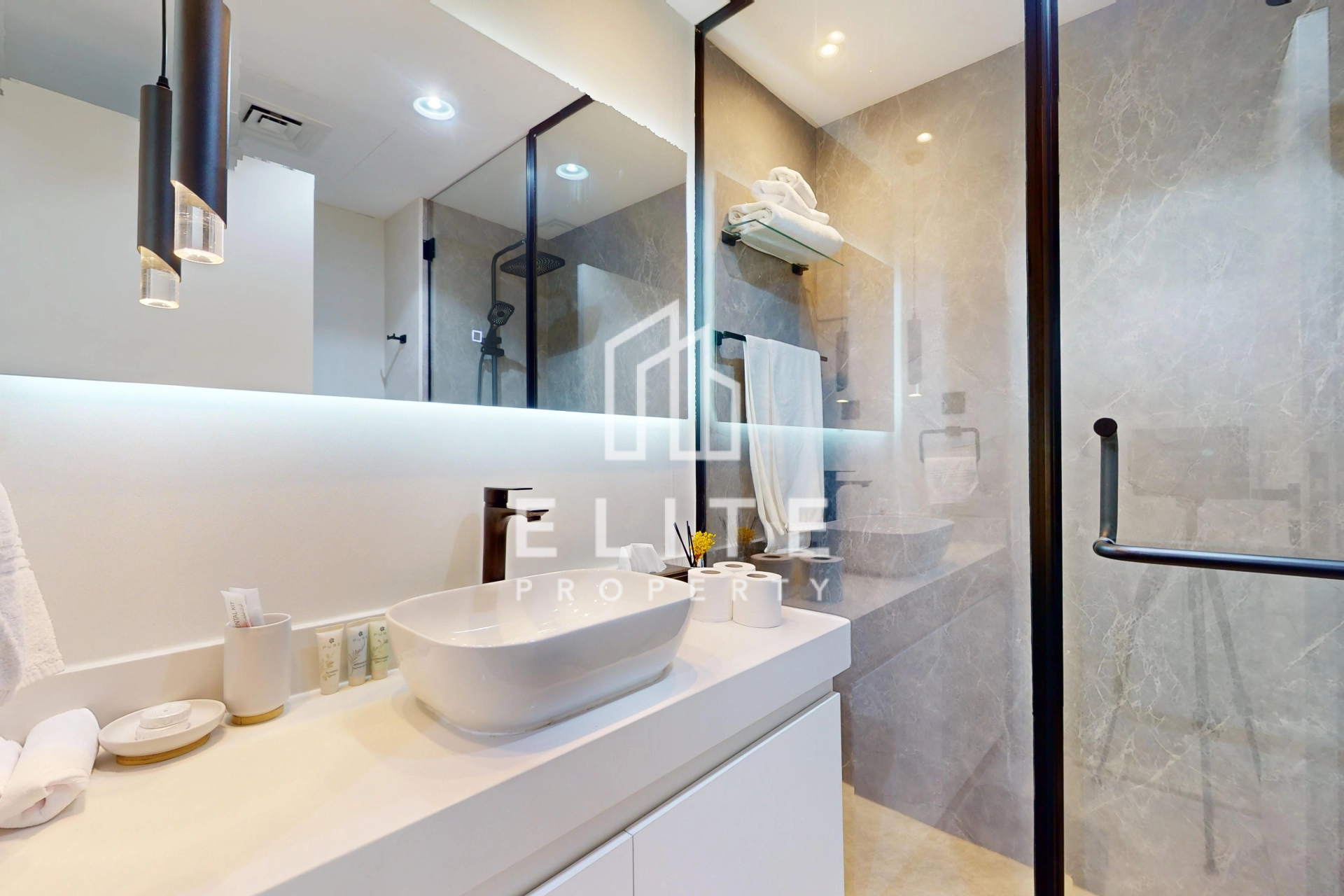 FAIRMONT RESIDENCES