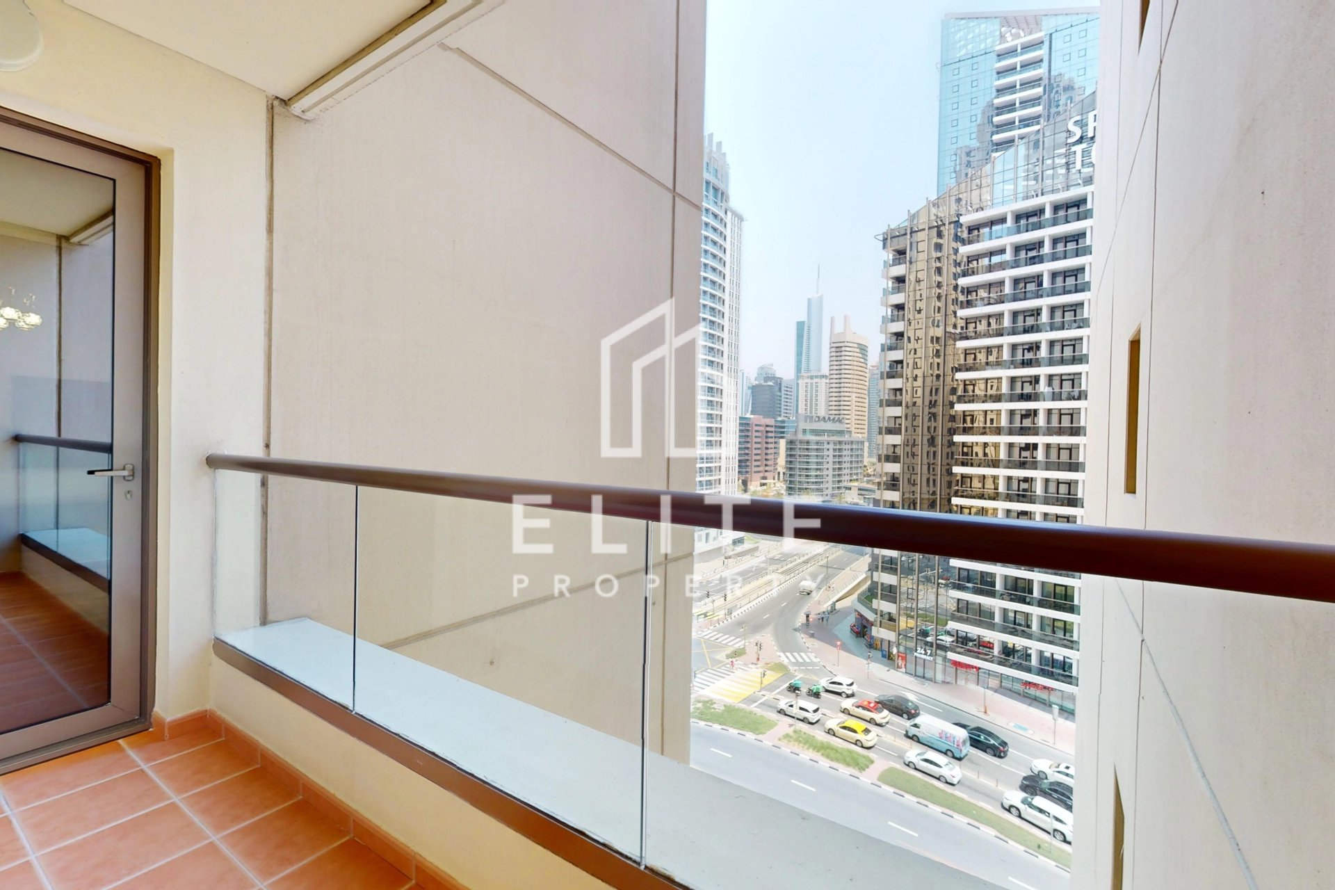 FAIRMONT RESIDENCES