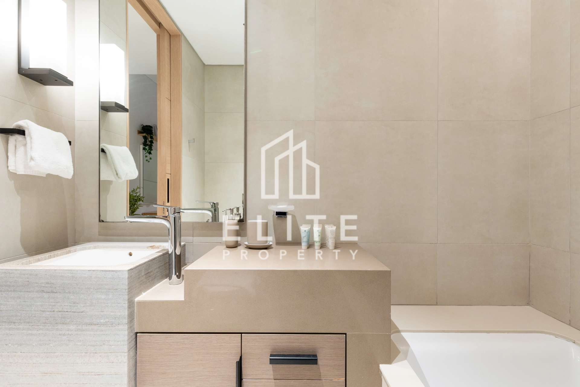 FAIRMONT RESIDENCES