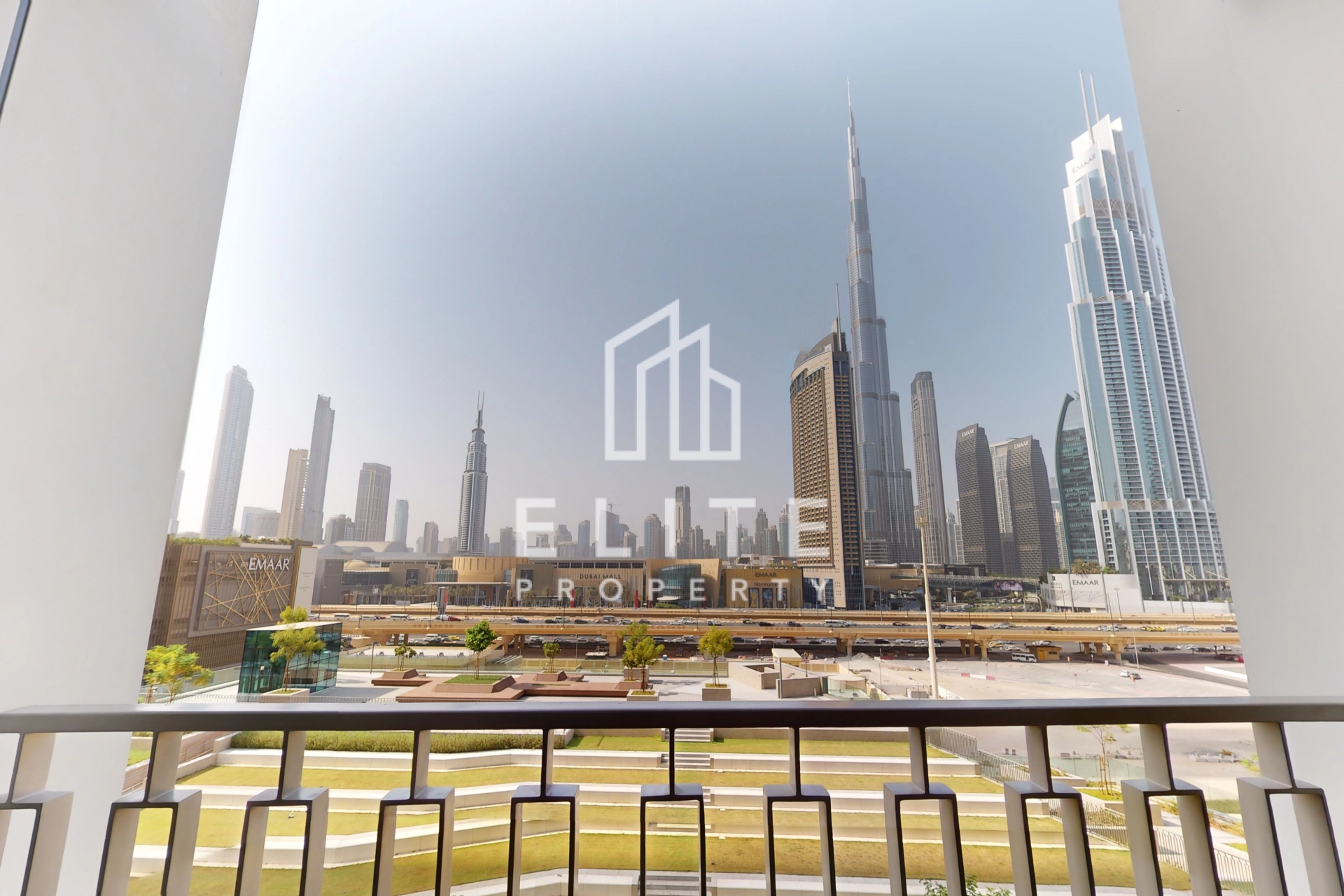FAIRMONT RESIDENCES