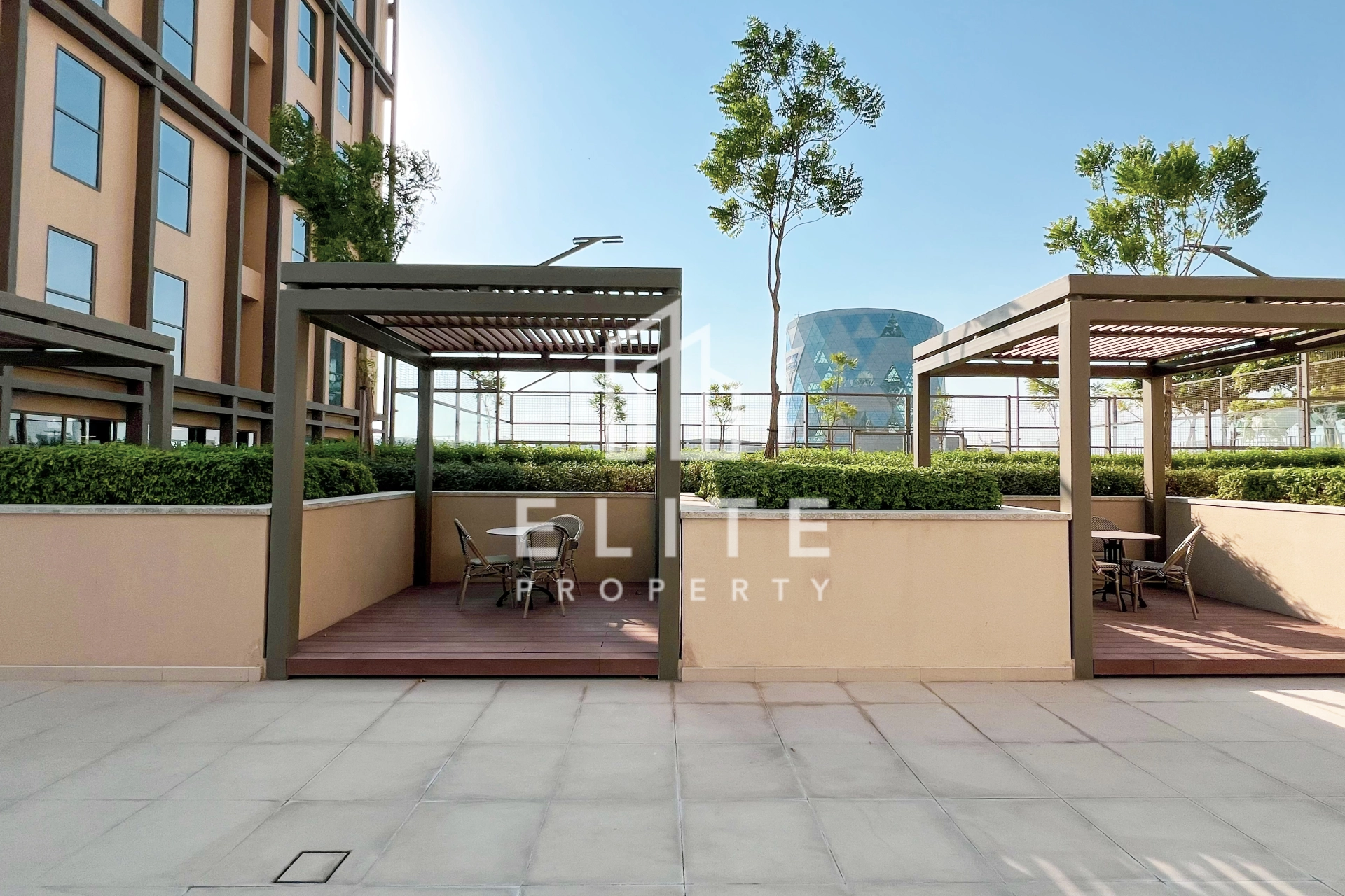 FAIRMONT RESIDENCES