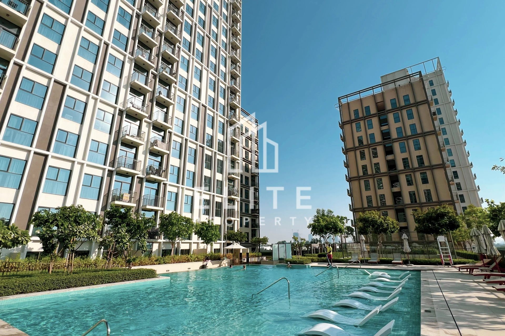 FAIRMONT RESIDENCES