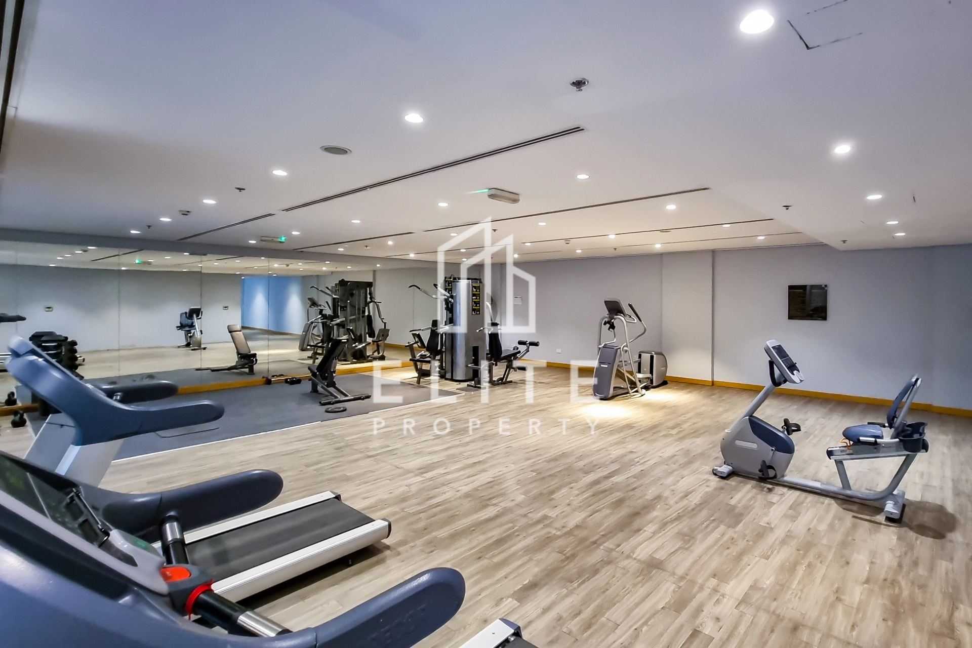 FAIRMONT RESIDENCES