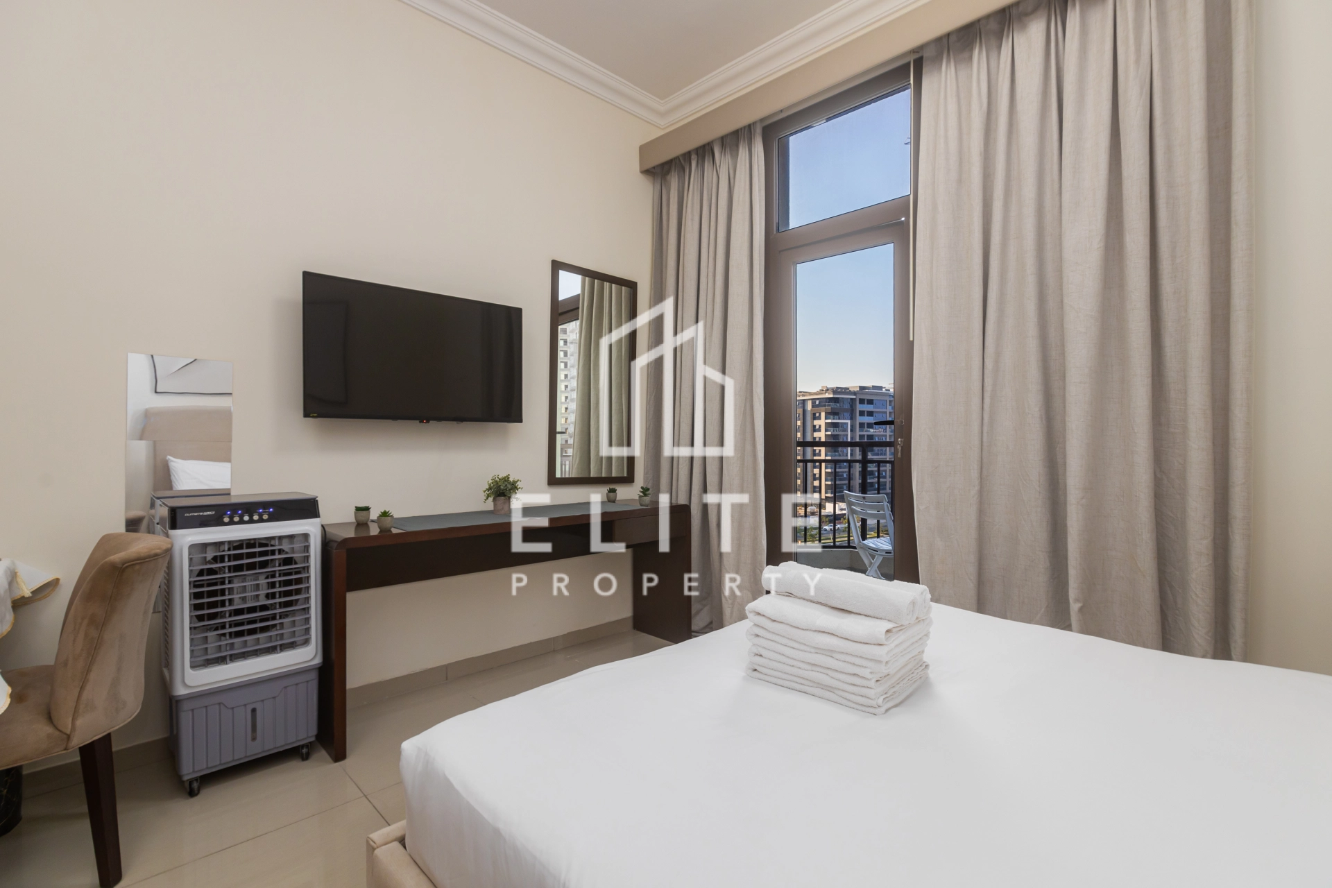 FAIRMONT RESIDENCES