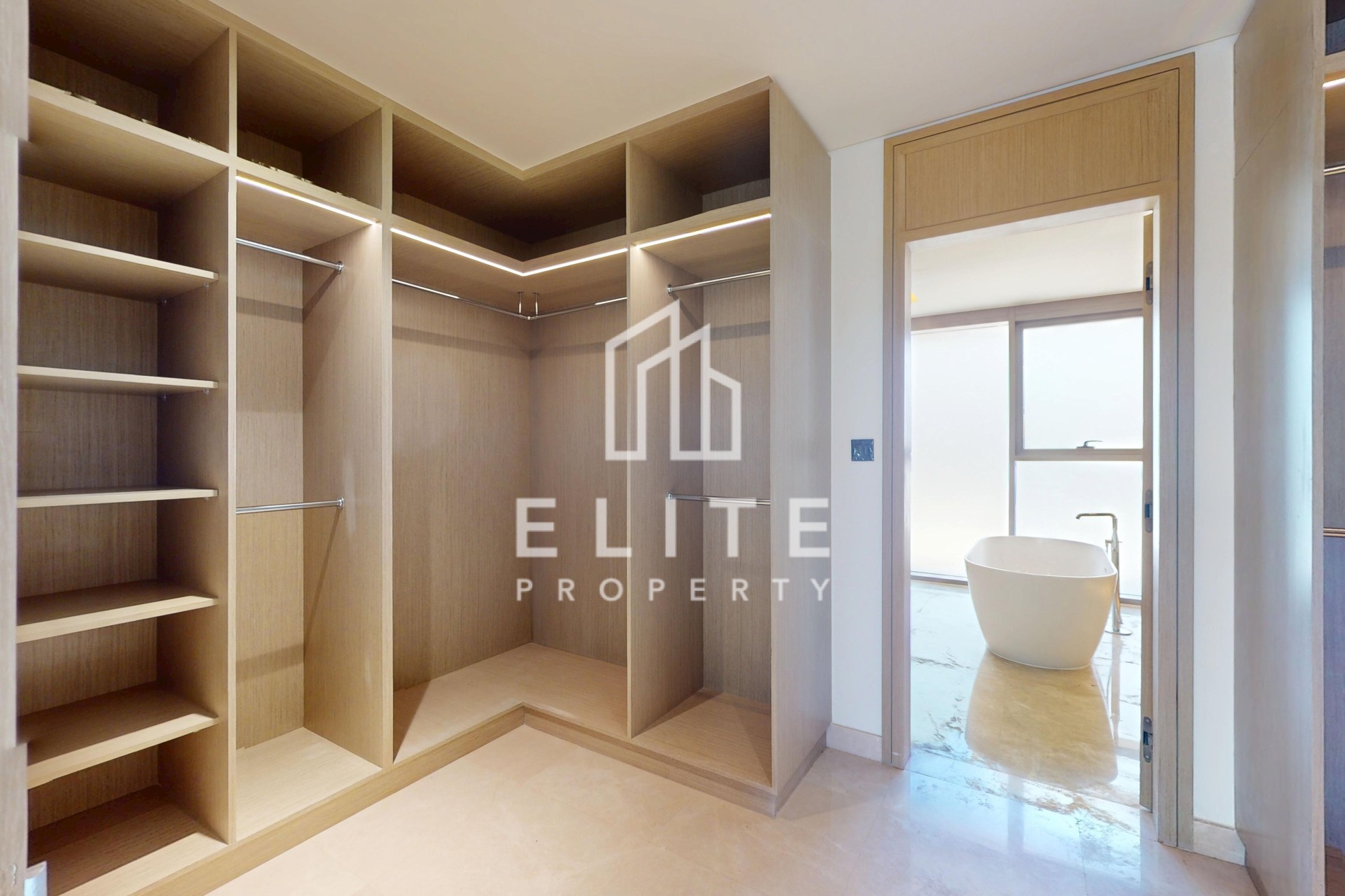 FAIRMONT RESIDENCES