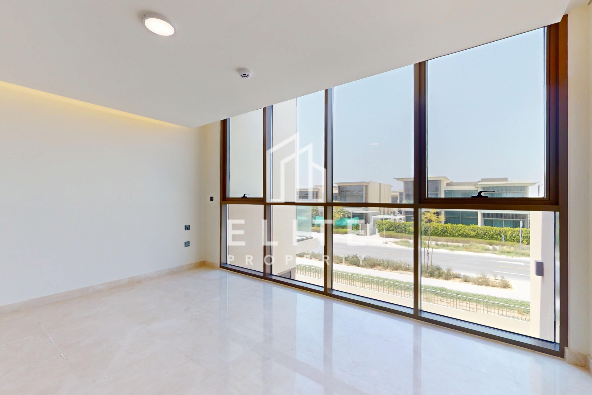 FAIRMONT RESIDENCES
