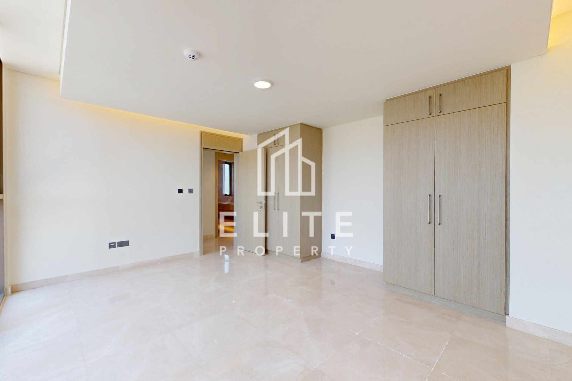 FAIRMONT RESIDENCES
