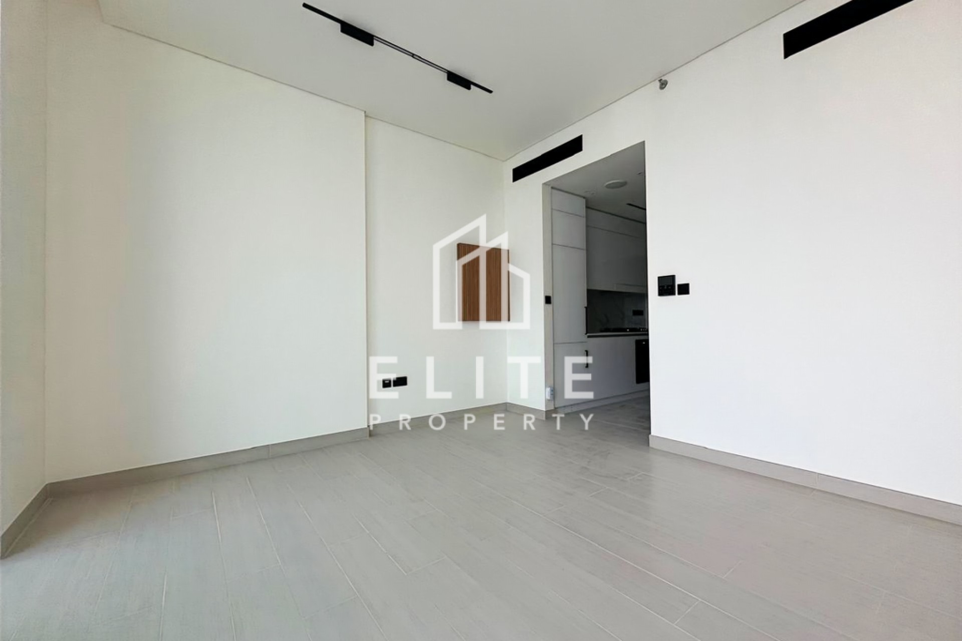 FAIRMONT RESIDENCES