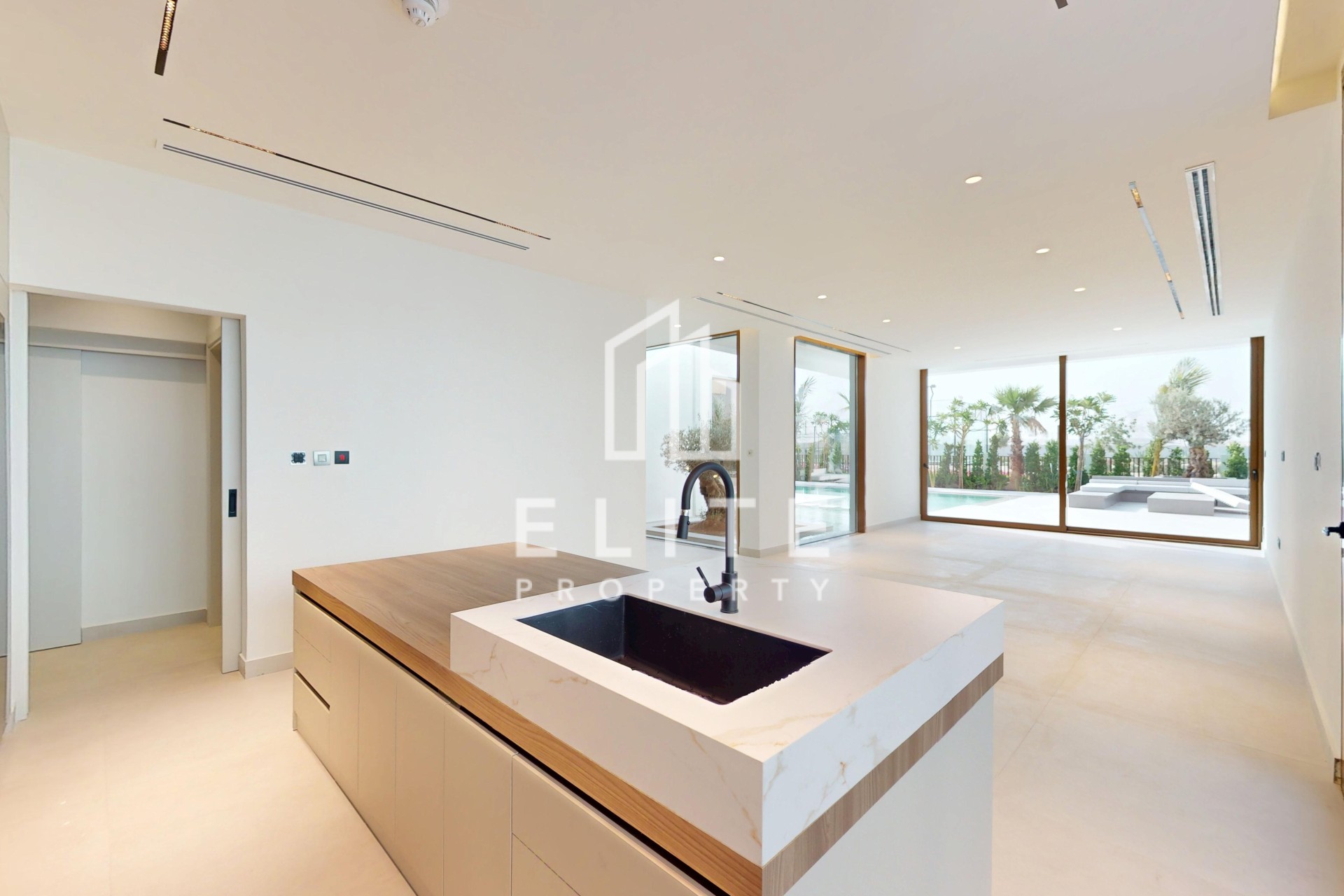 FAIRMONT RESIDENCES