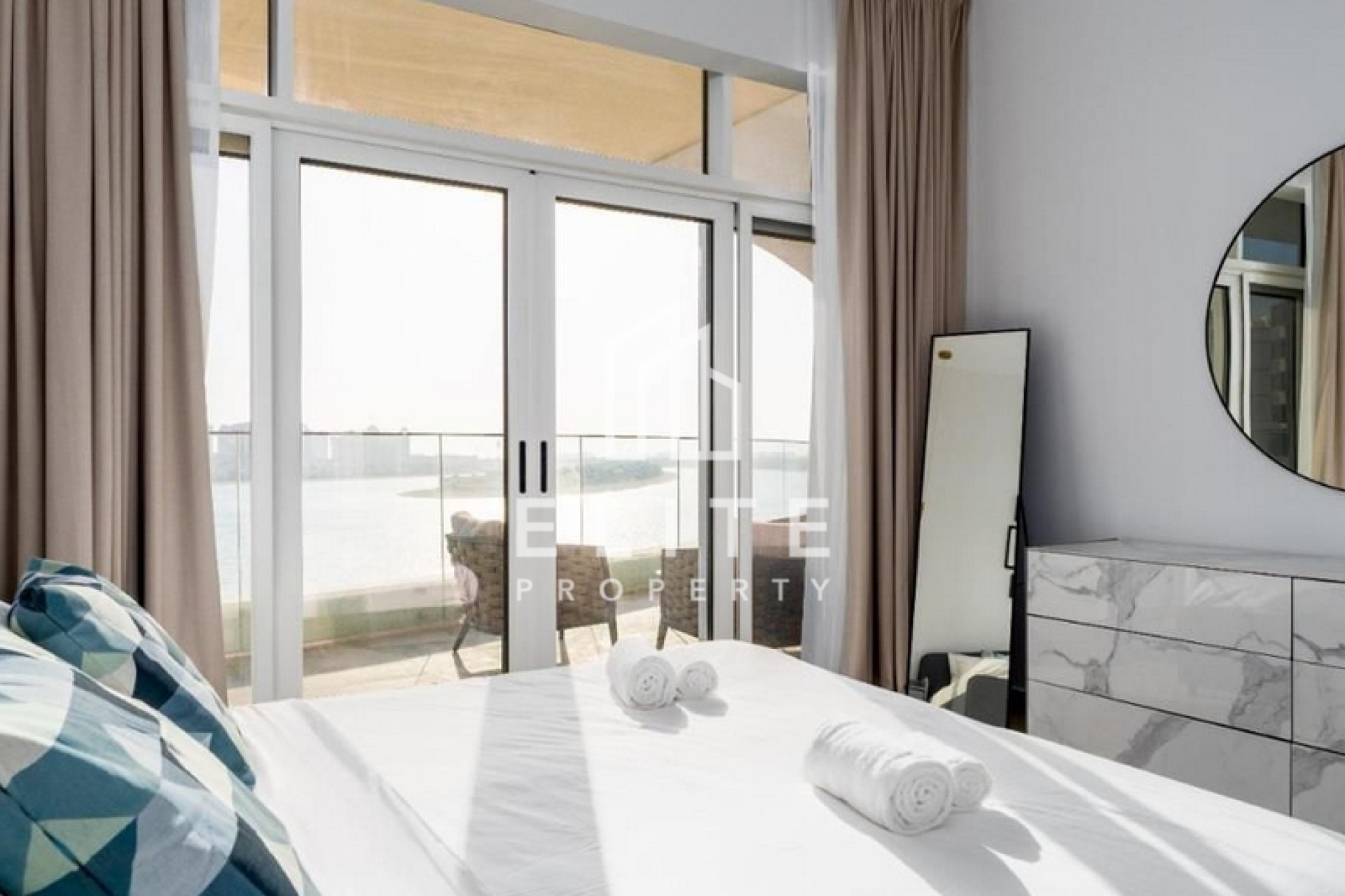 FAIRMONT RESIDENCES