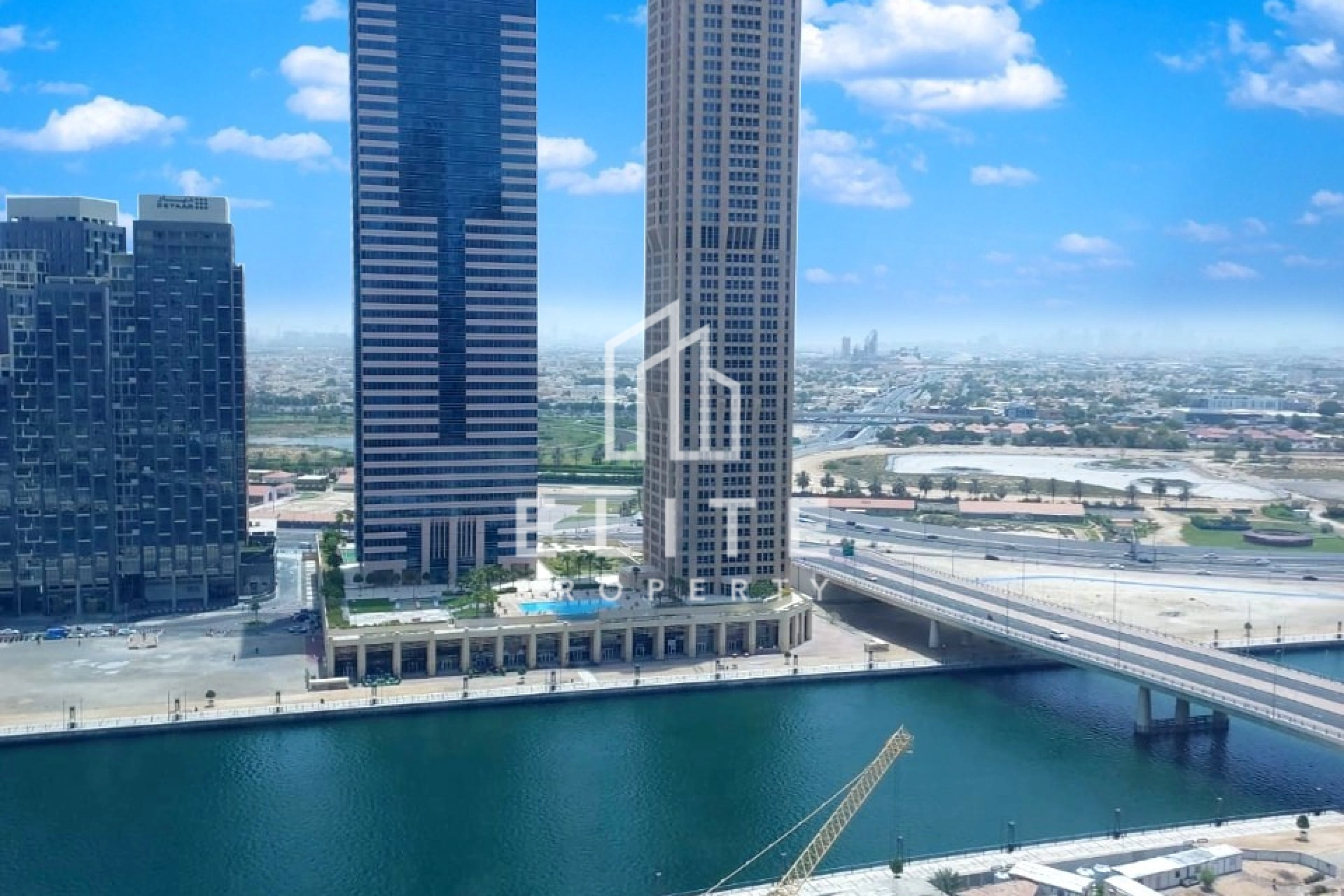 FAIRMONT RESIDENCES