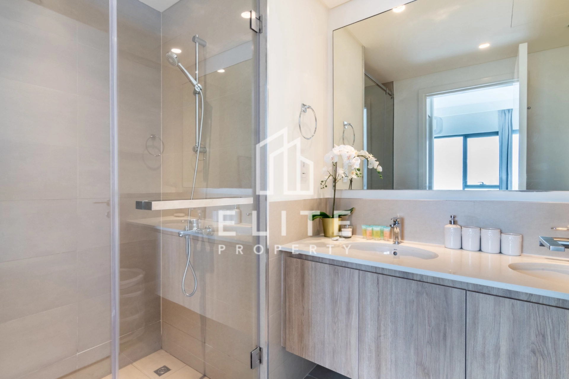 FAIRMONT RESIDENCES