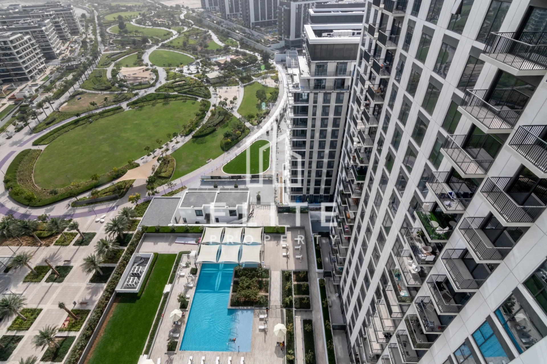 FAIRMONT RESIDENCES