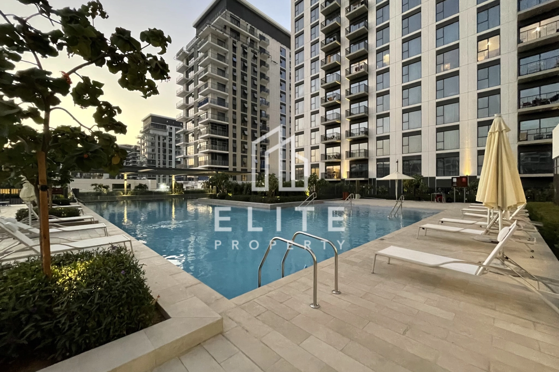 FAIRMONT RESIDENCES
