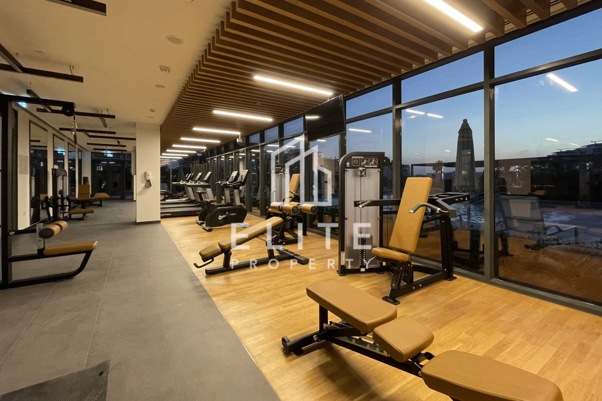 FAIRMONT RESIDENCES