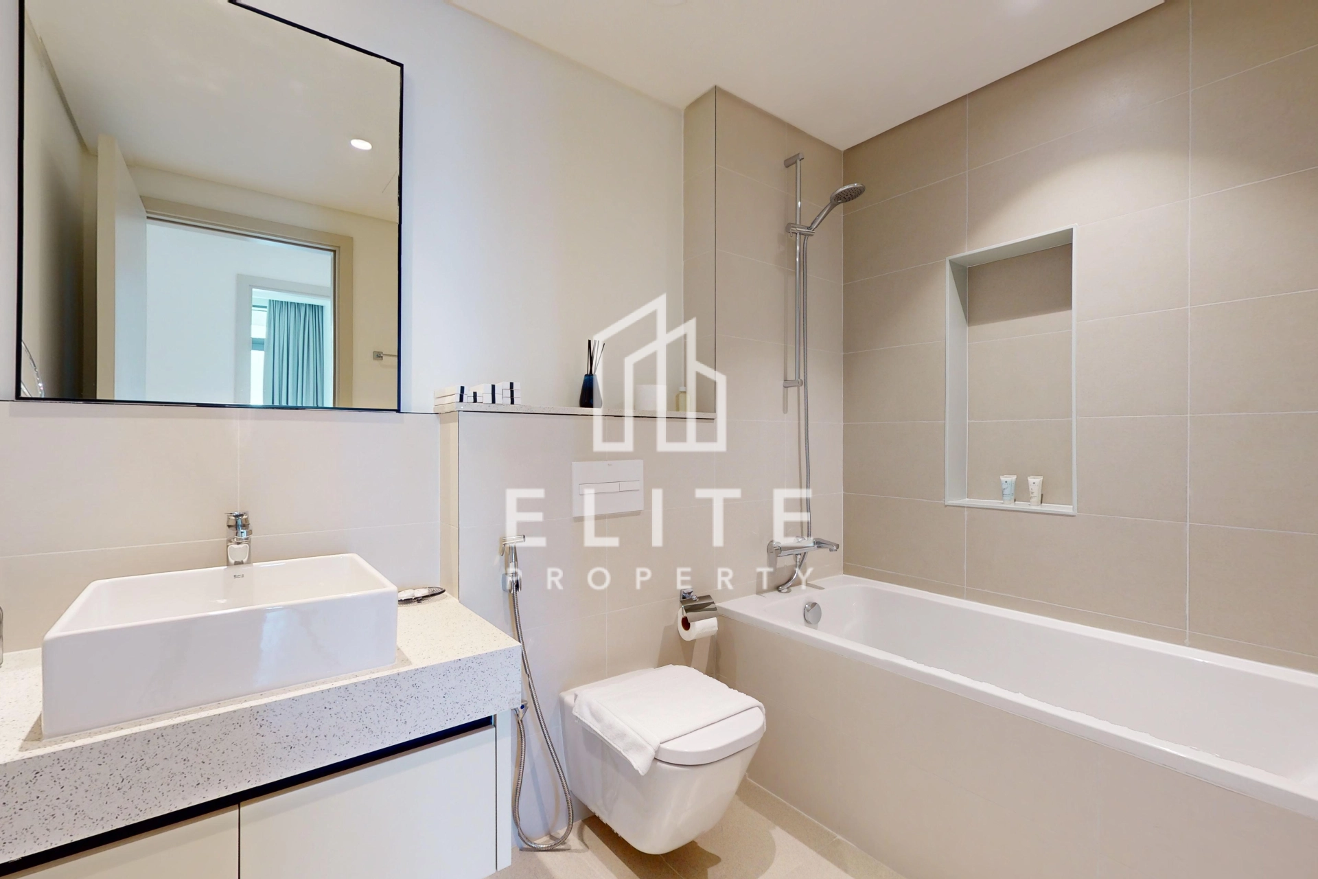 FAIRMONT RESIDENCES