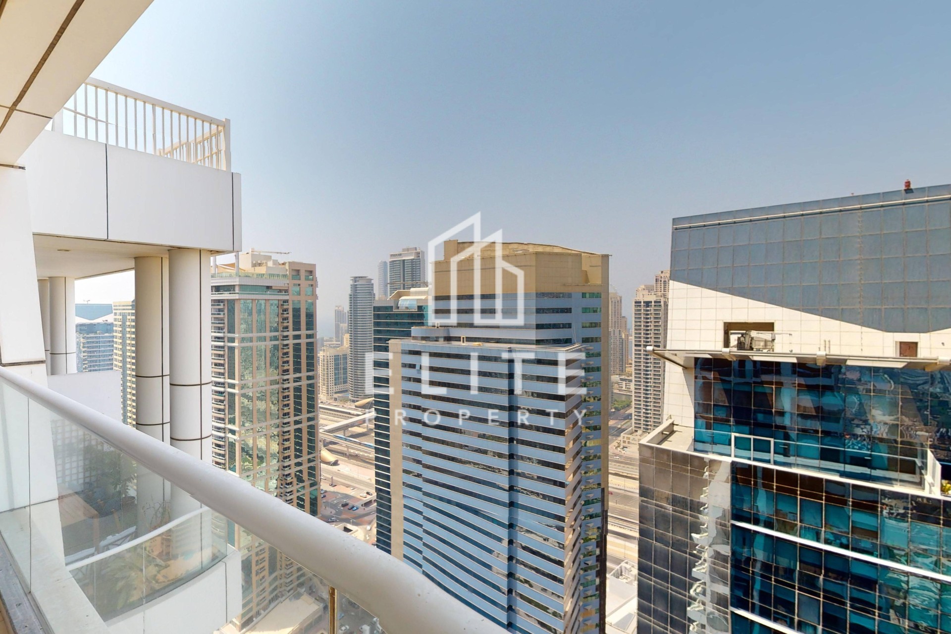 FAIRMONT RESIDENCES
