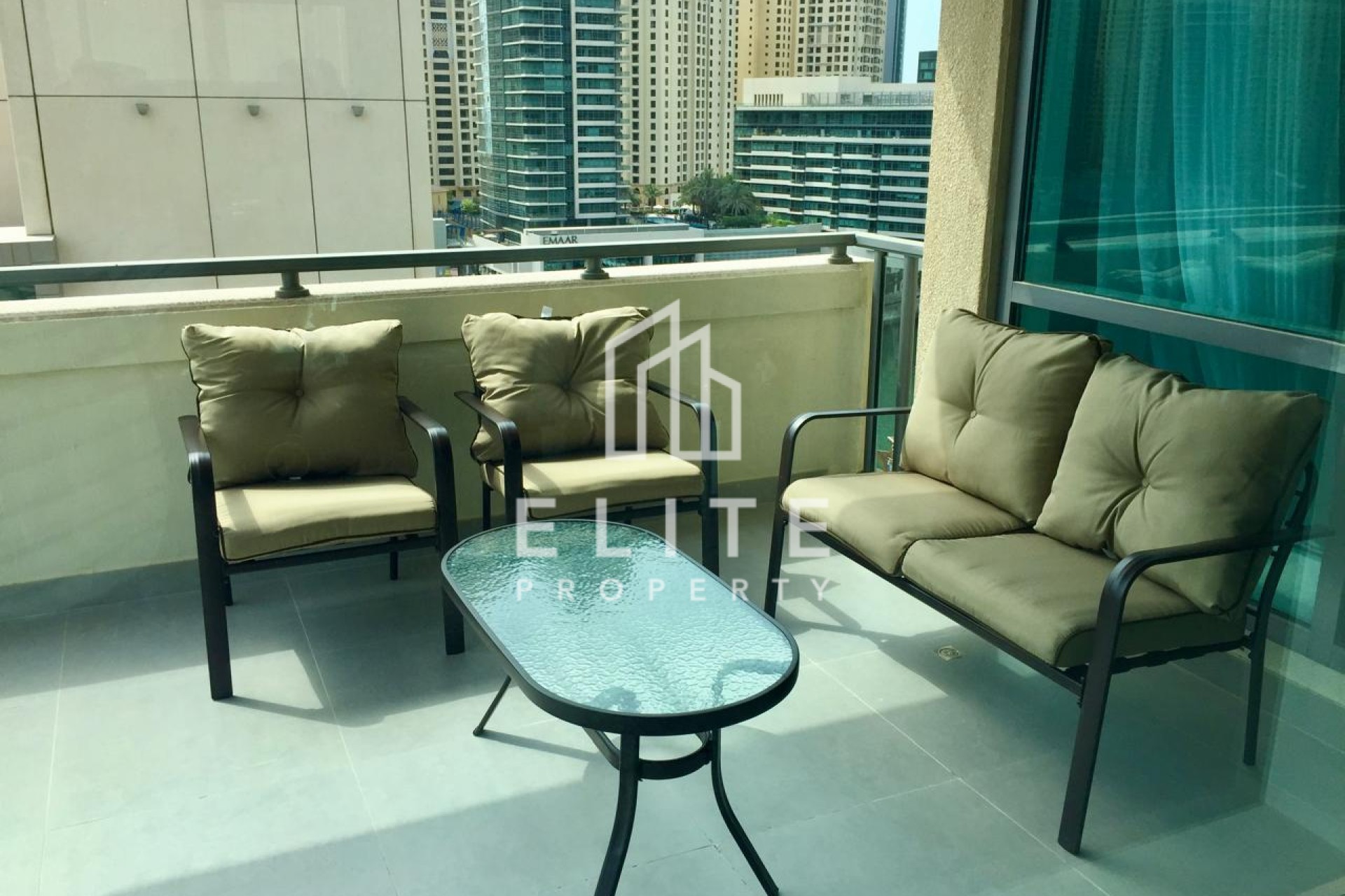 FAIRMONT RESIDENCES