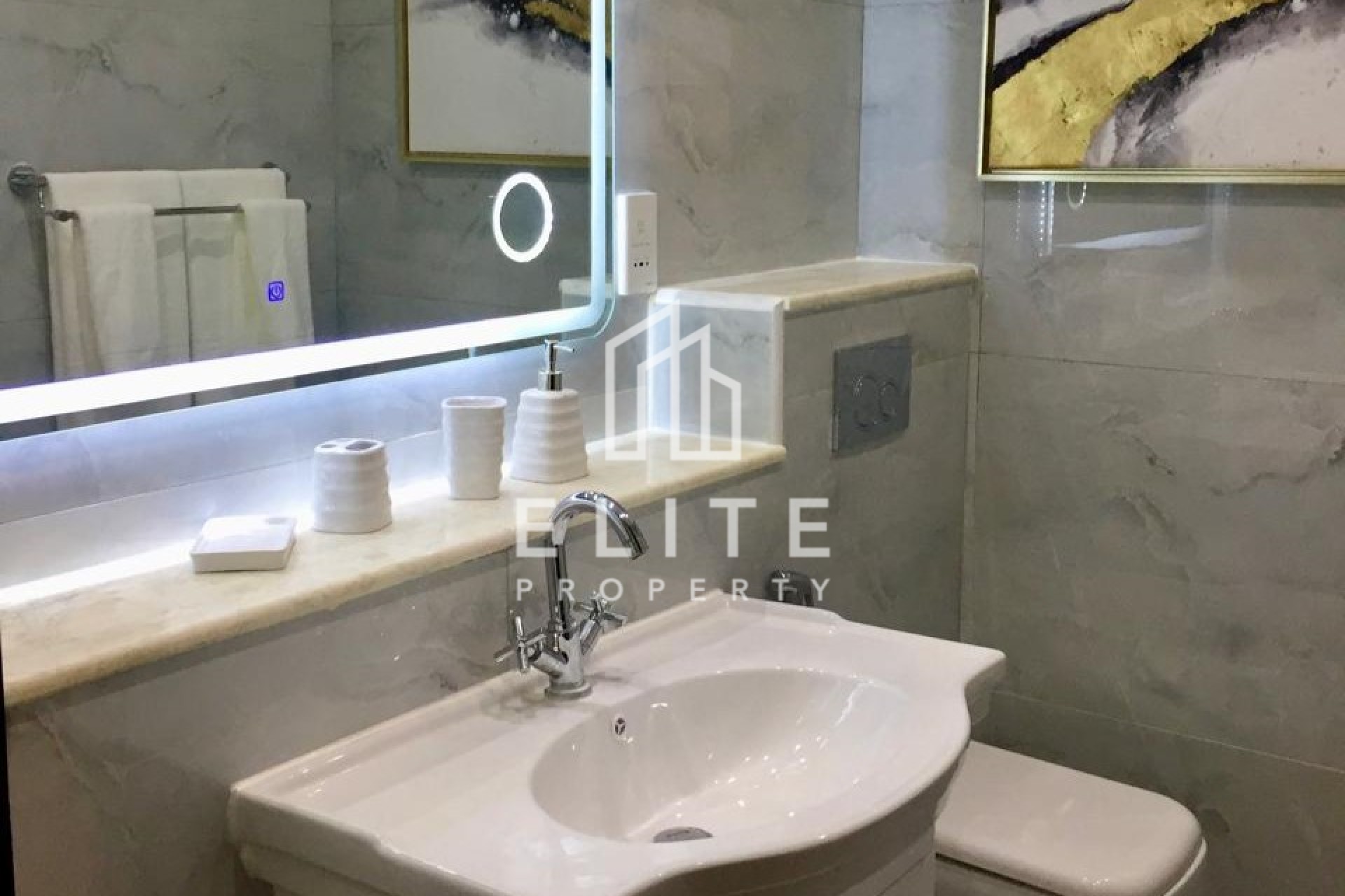 FAIRMONT RESIDENCES