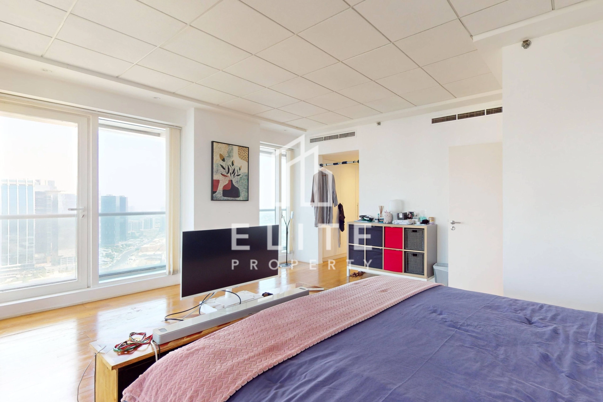FAIRMONT RESIDENCES