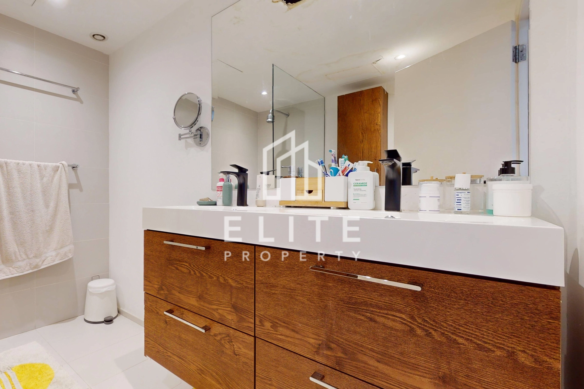 FAIRMONT RESIDENCES