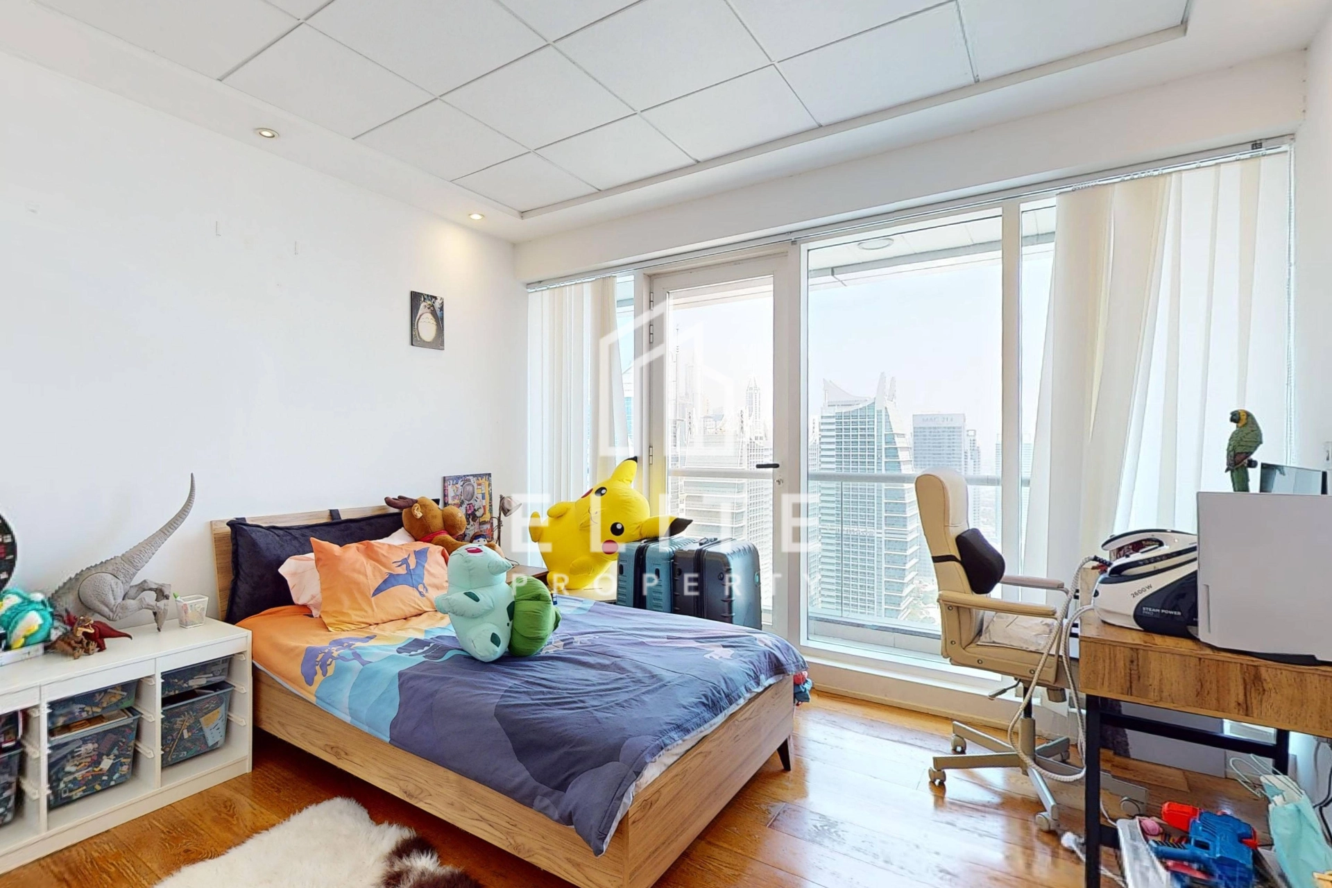 FAIRMONT RESIDENCES