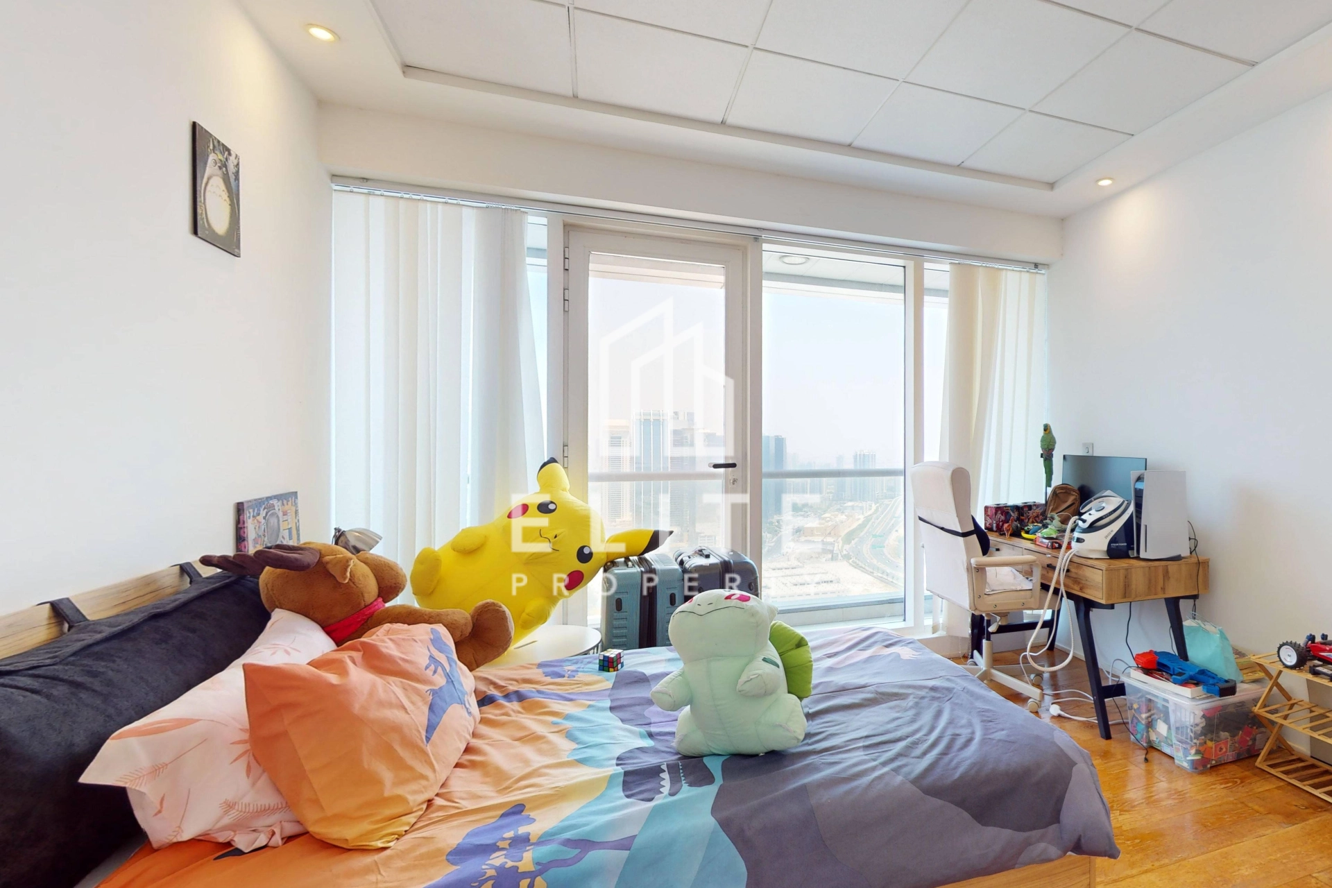 FAIRMONT RESIDENCES