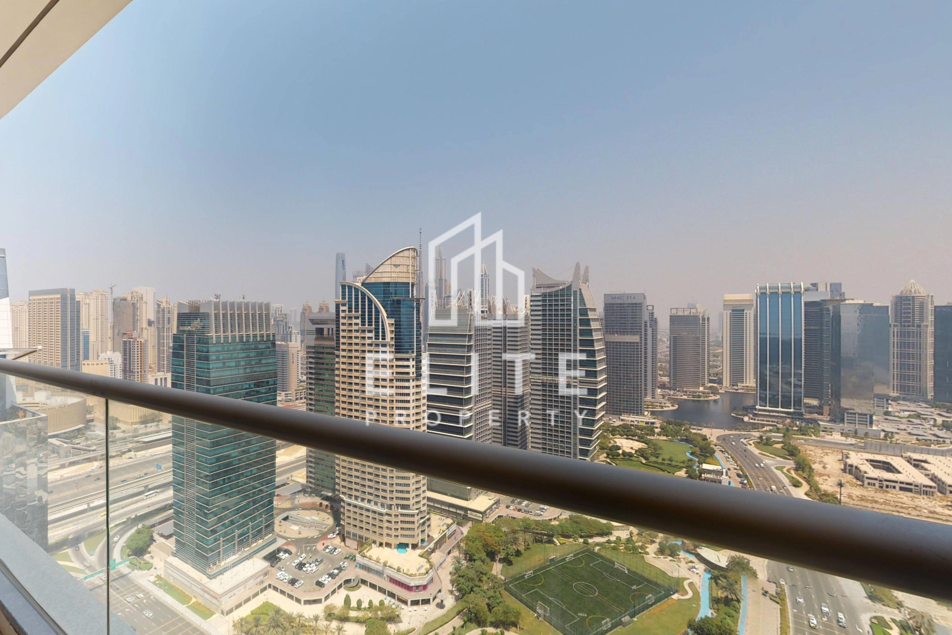 FAIRMONT RESIDENCES