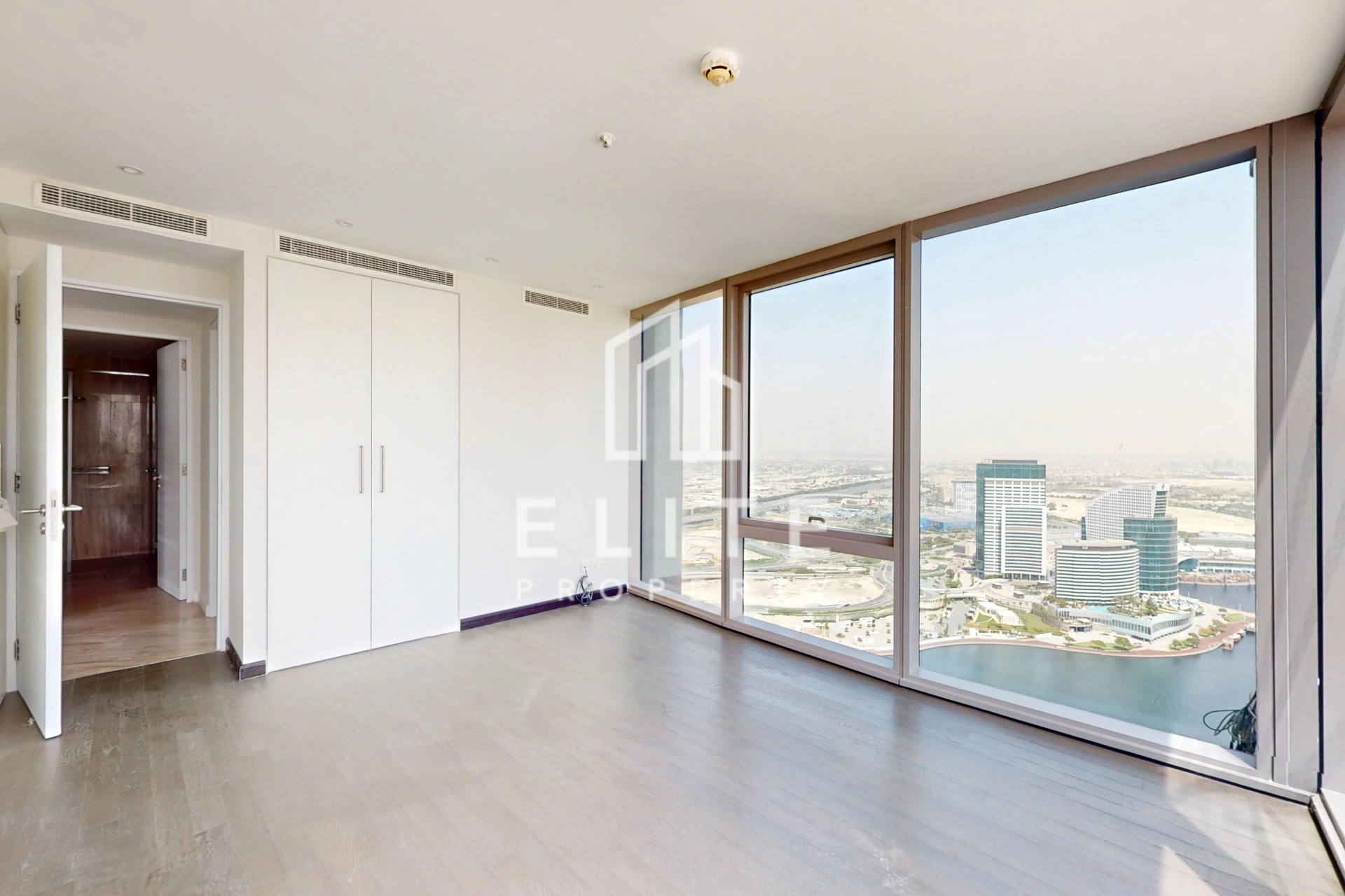 FAIRMONT RESIDENCES