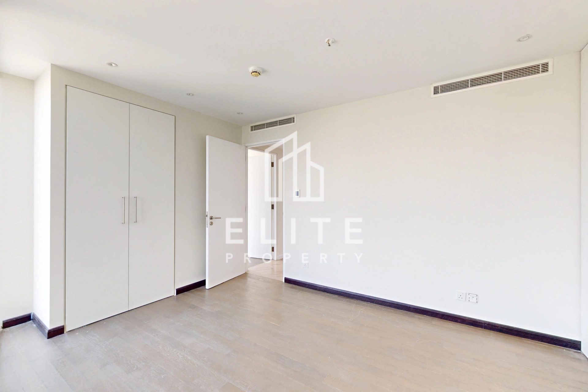 FAIRMONT RESIDENCES