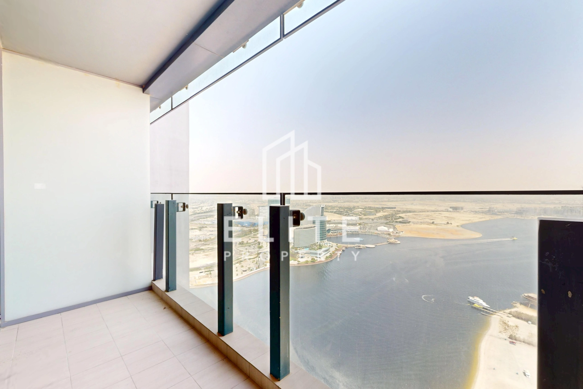FAIRMONT RESIDENCES